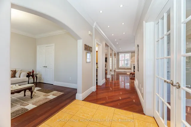 Additional property image - 915 Gaslight Way