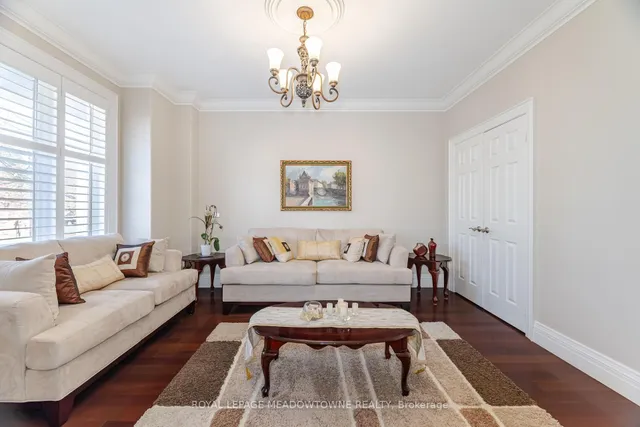 Additional property image - 915 Gaslight Way