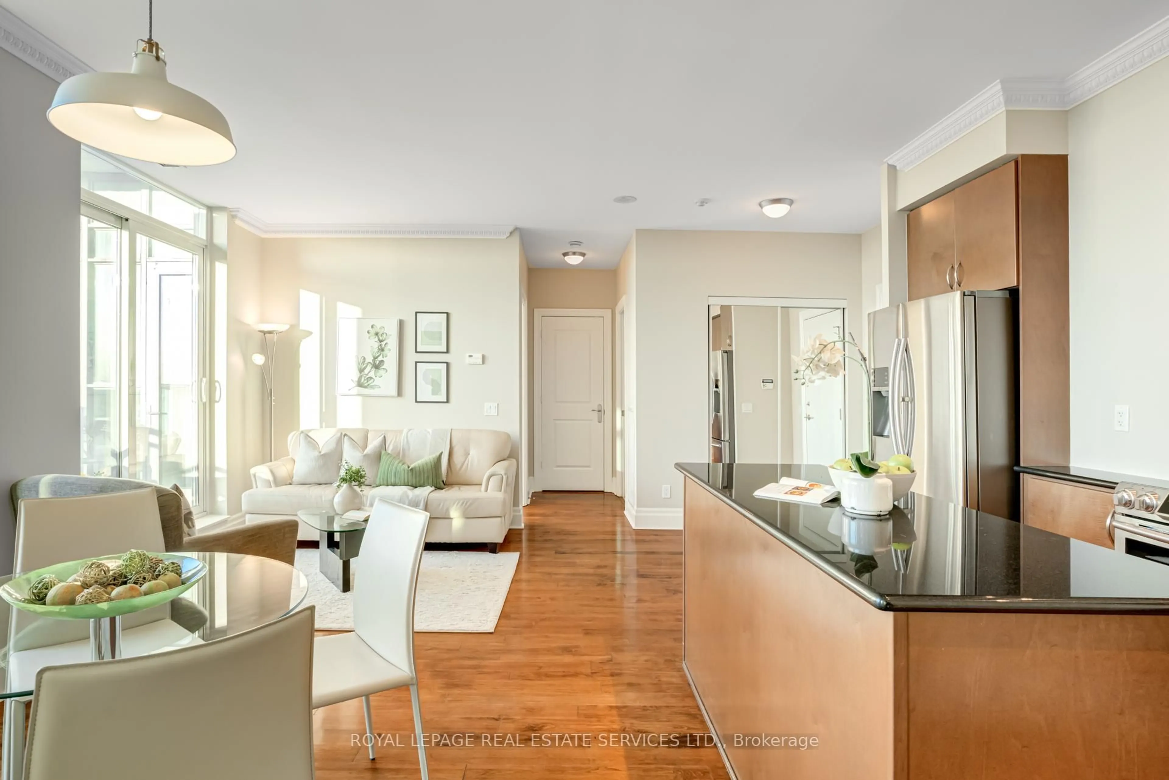 Open concept kitchen, unknown for 20 Gothic Ave #PH12, Toronto Ontario M6P 1T5