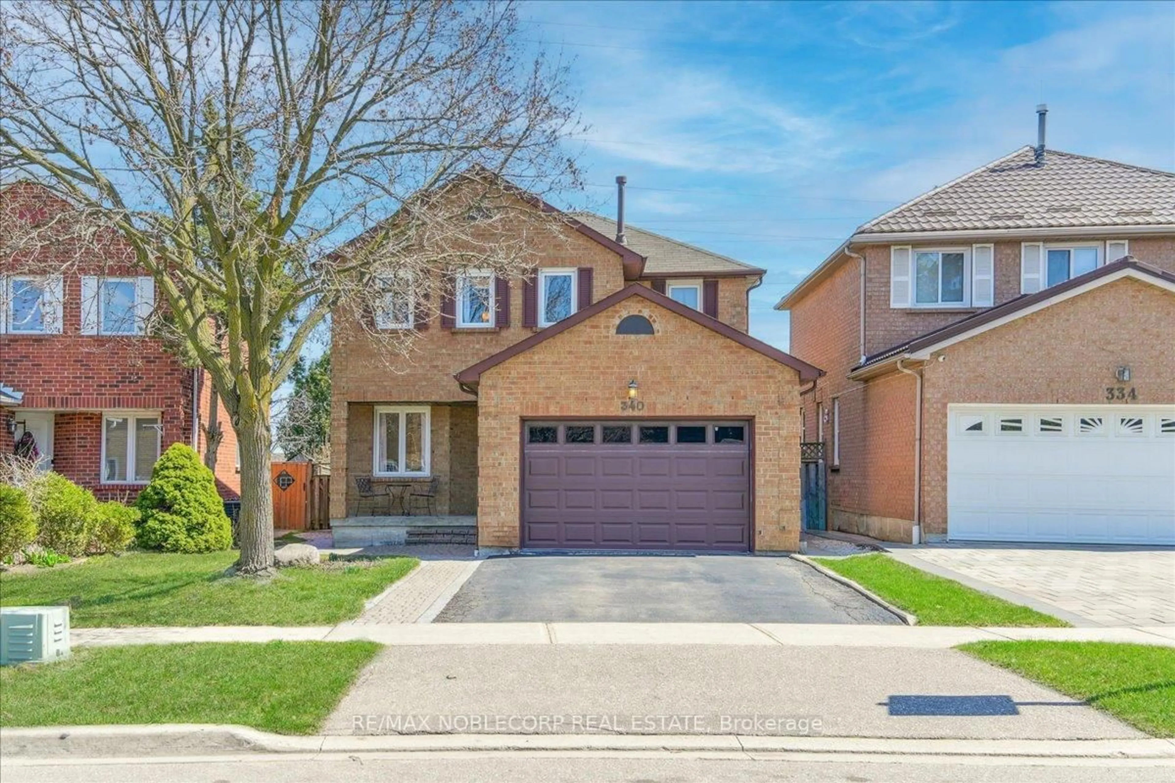 Home with brick exterior material, street for 340 Laurentian Ave, Mississauga Ontario L4Z 2J4
