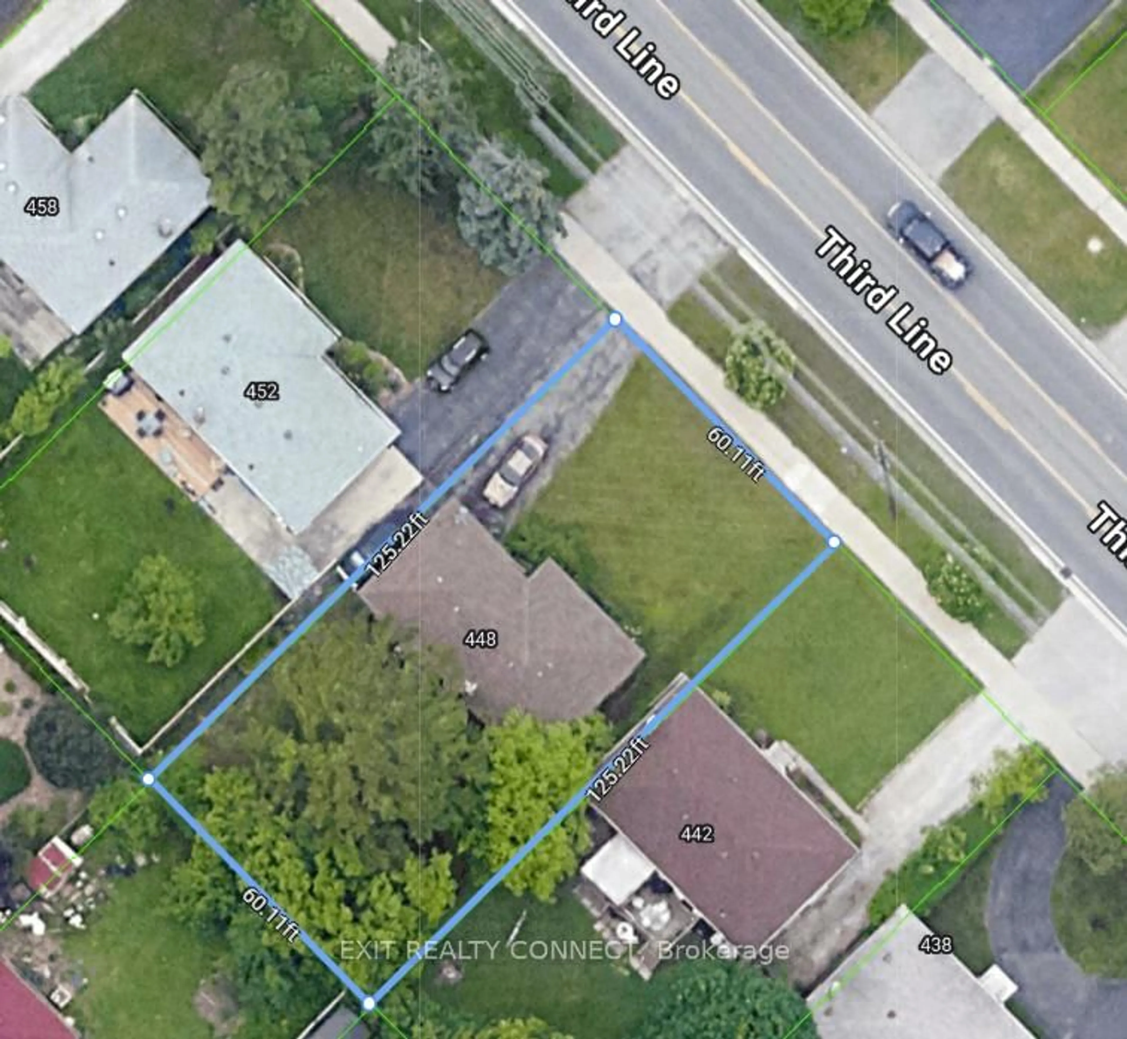 A pic from outside/outdoor area/front of a property/back of a property/a pic from drone, street for 448 Third Line, Oakville Ontario L6L 4A5