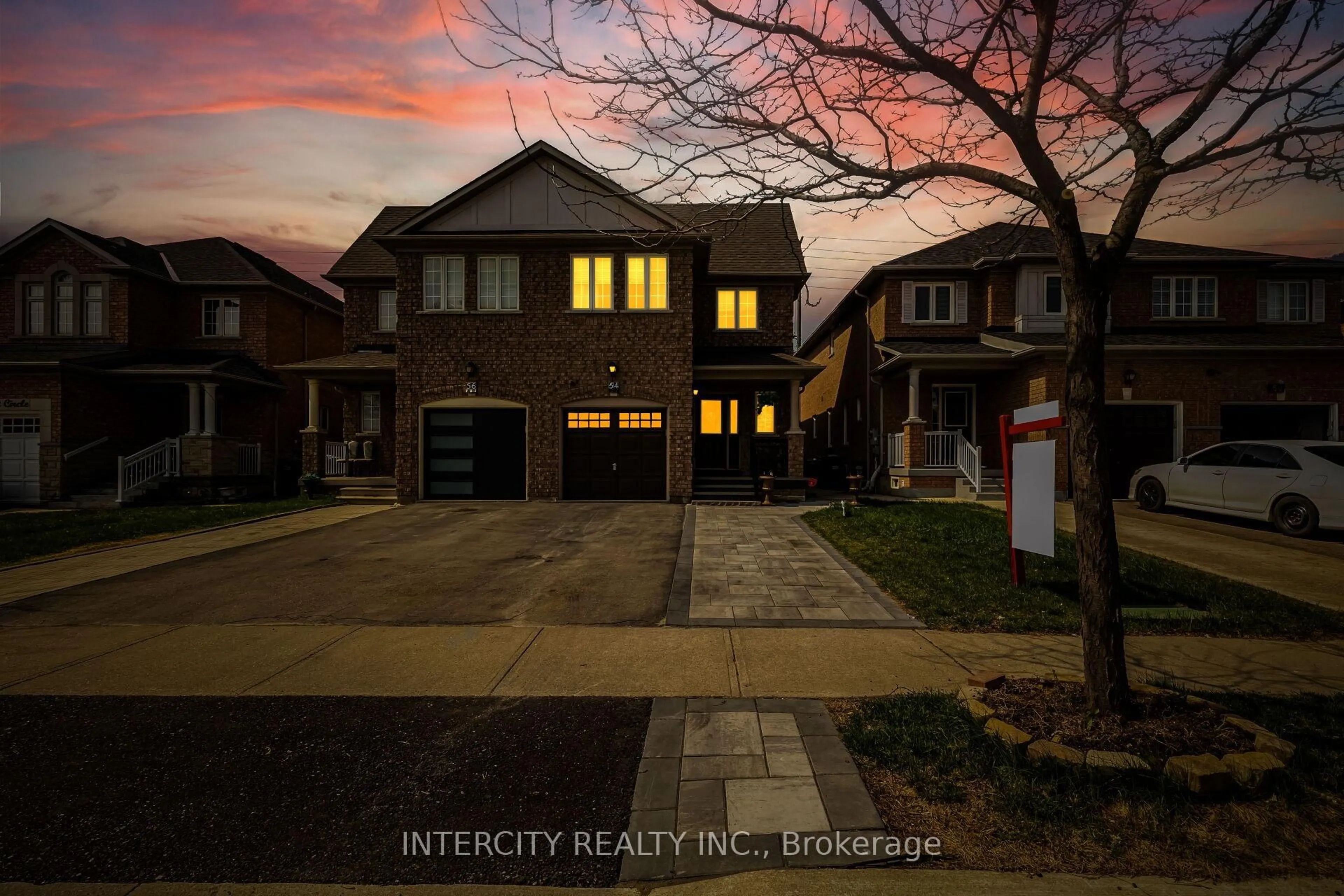 Unknown for 54 Amethyst Circ, Brampton Ontario L6P 0Z3