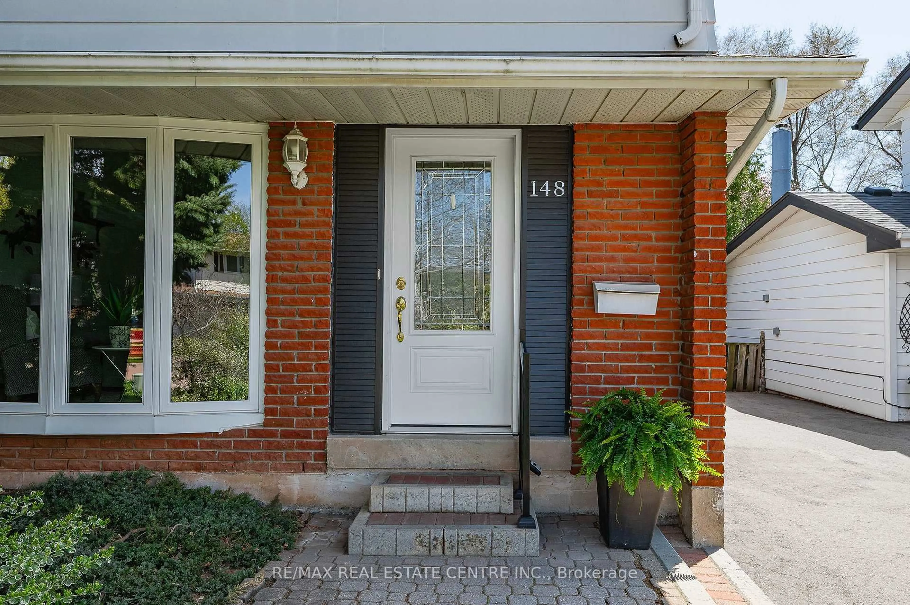 Home with brick exterior material, street for 148 Mccraney St, Oakville Ontario L6H 1H6
