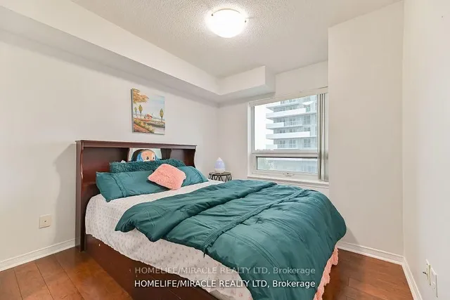 Additional property image - 215 Queen St Unit 709