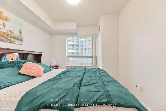 Additional property image - 215 Queen St Unit 709