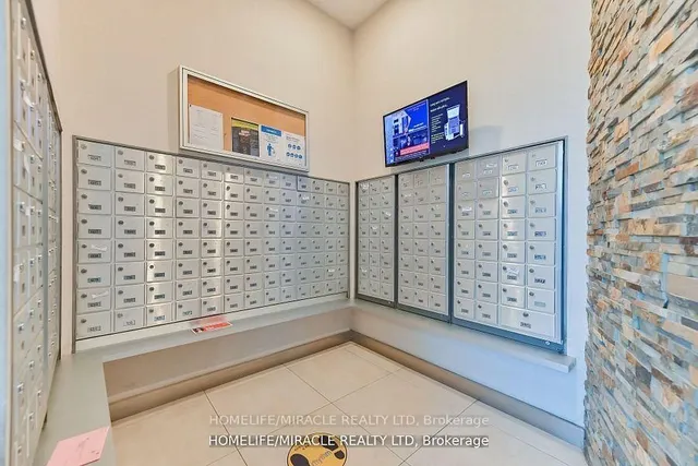 Additional property image - 215 Queen St Unit 709