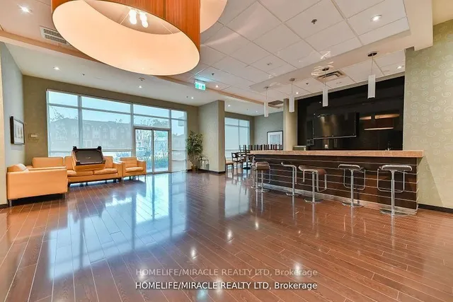Additional property image - 215 Queen St Unit 709