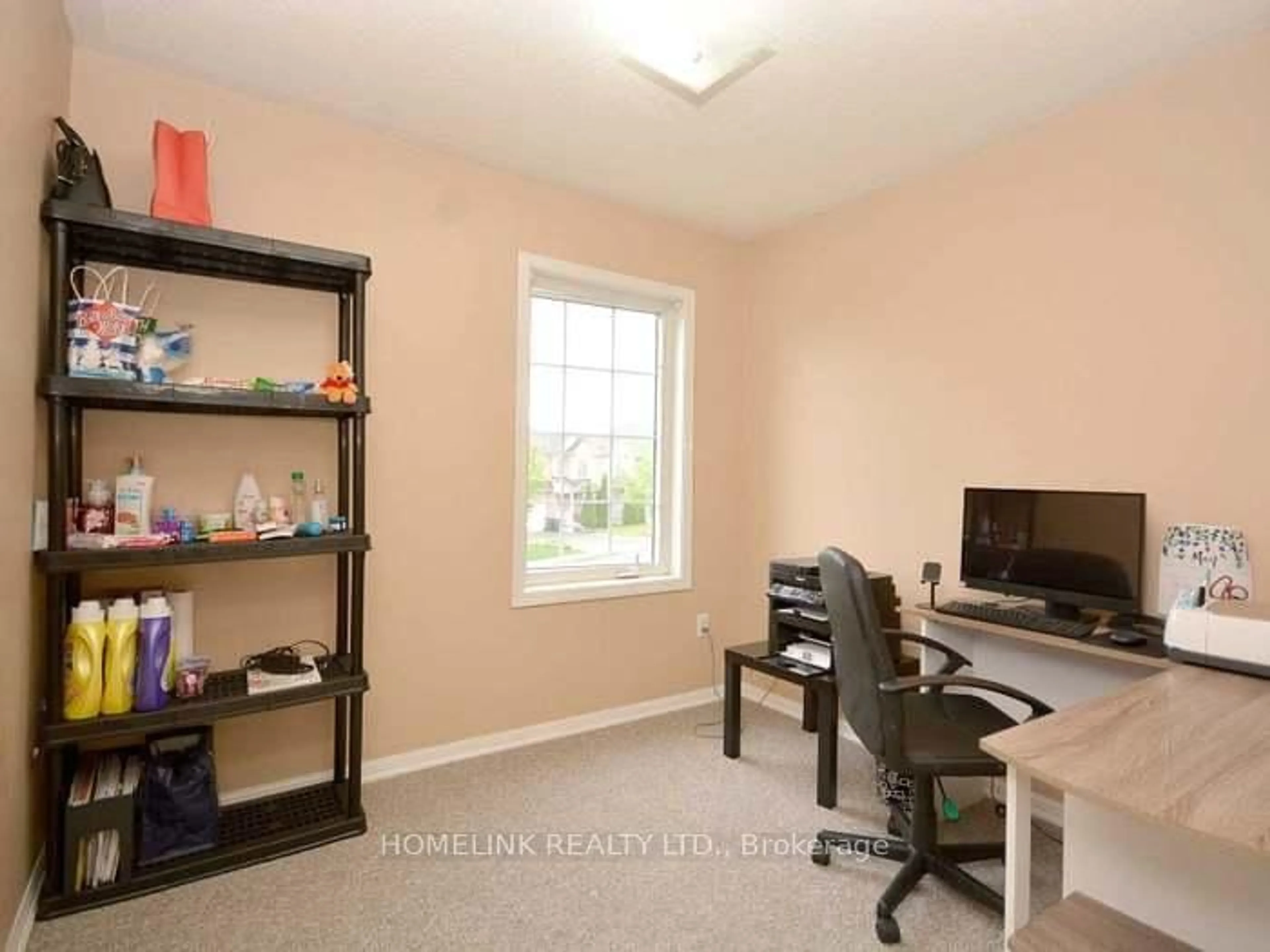 A pic of a room for 13 Olivett Lane, Brampton Ontario L7A 2X3