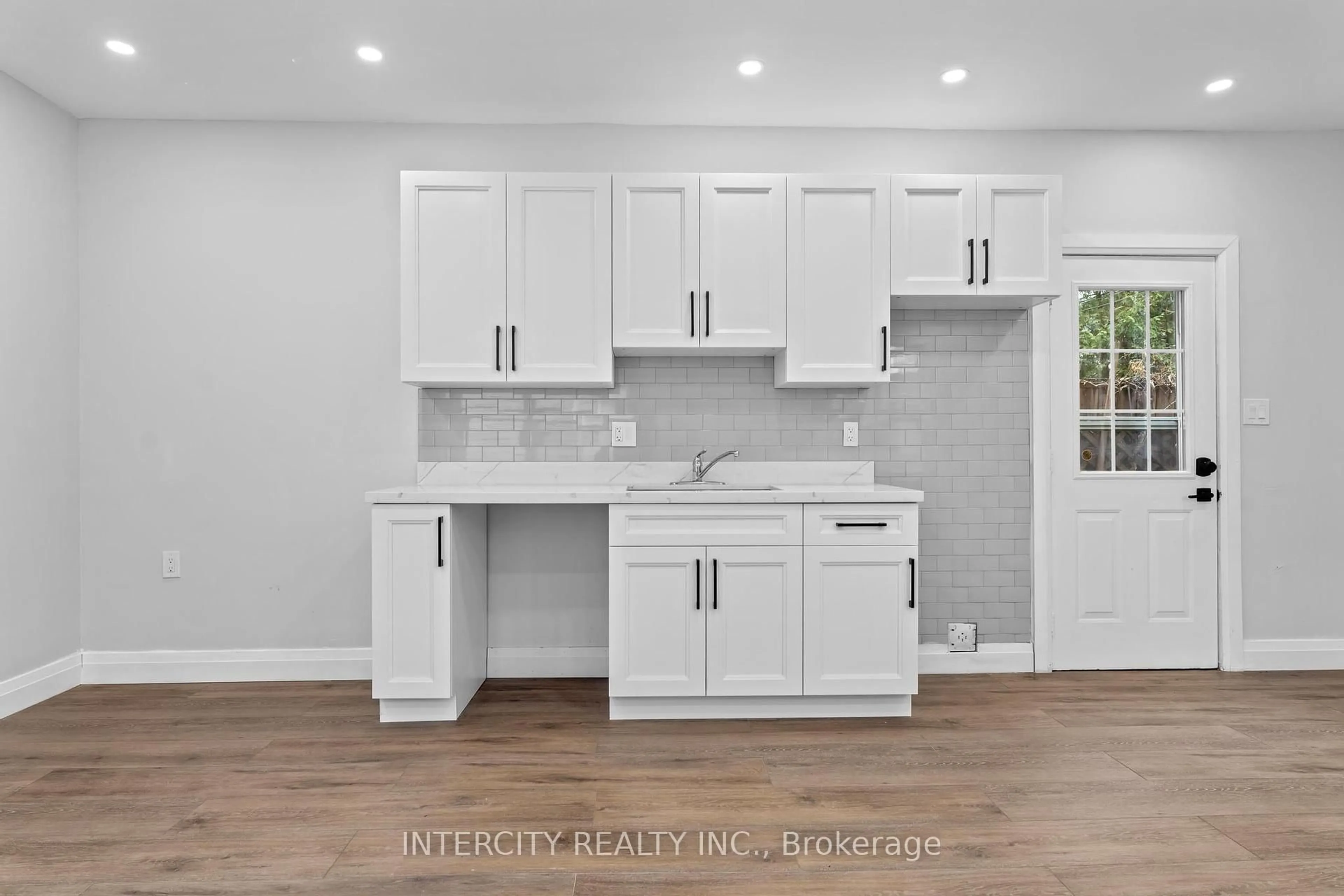 Open concept kitchen, unknown for 68 Greendale Ave, Toronto Ontario M6N 4P6