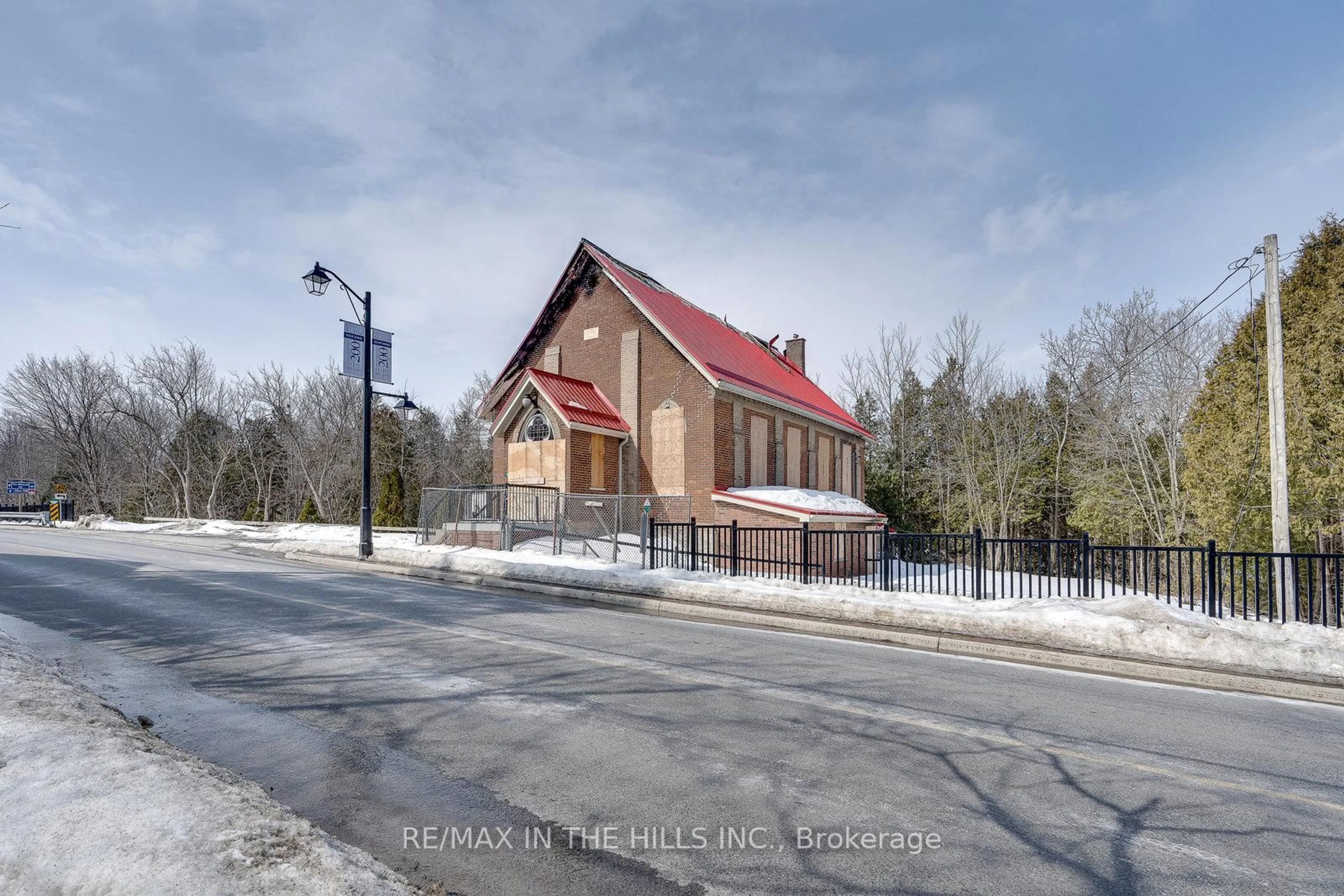 Unknown for 1532 Queen St, Caledon Ontario L7K 0C2