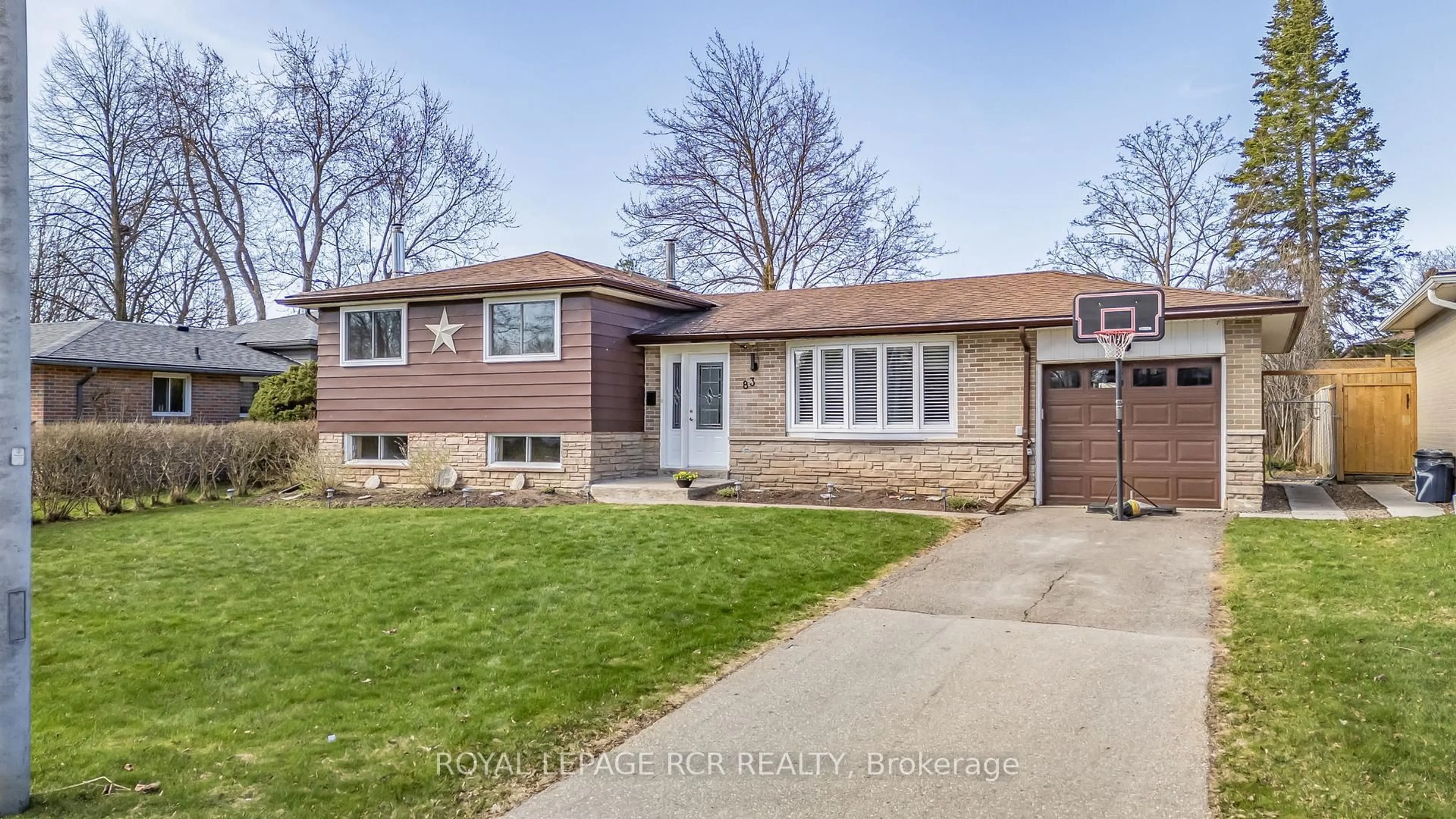 Home with brick exterior material, street for 83 Maple Cres, Orangeville Ontario L9W 1X6