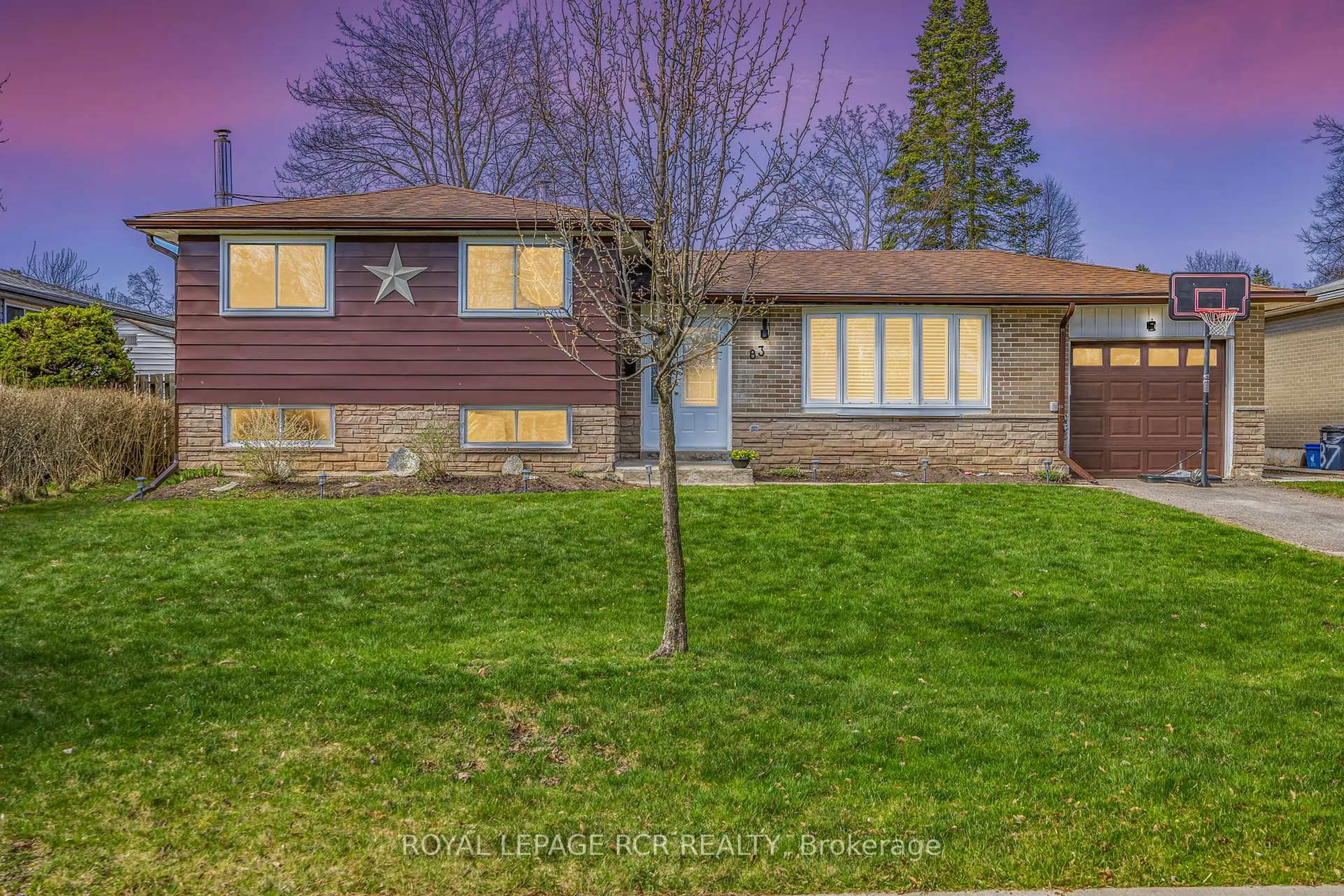Unknown for 83 Maple Cres, Orangeville Ontario L9W 1X6