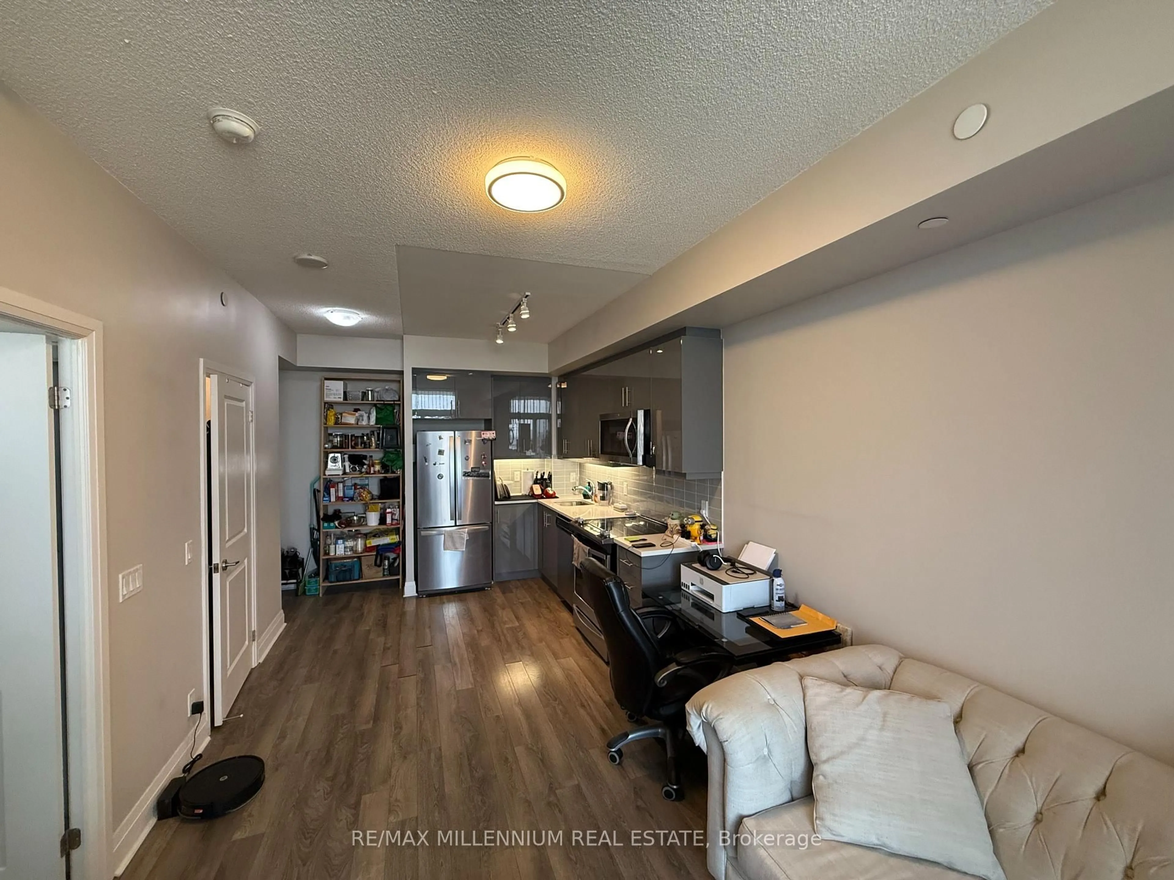 Unknown for 17 Zorra St #1801, Toronto Ontario M8Z 4Z6