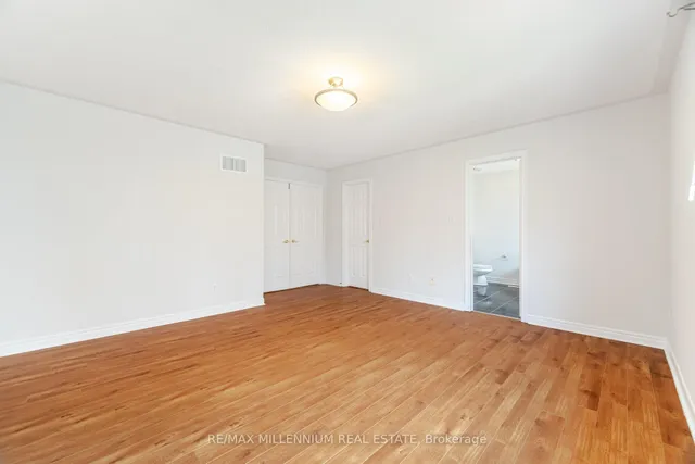 Additional property image - 961 Knotty Pine Grve