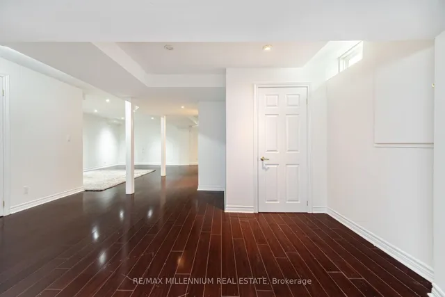 Additional property image - 961 Knotty Pine Grve