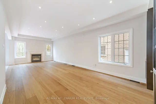Additional property image - 961 Knotty Pine Grve