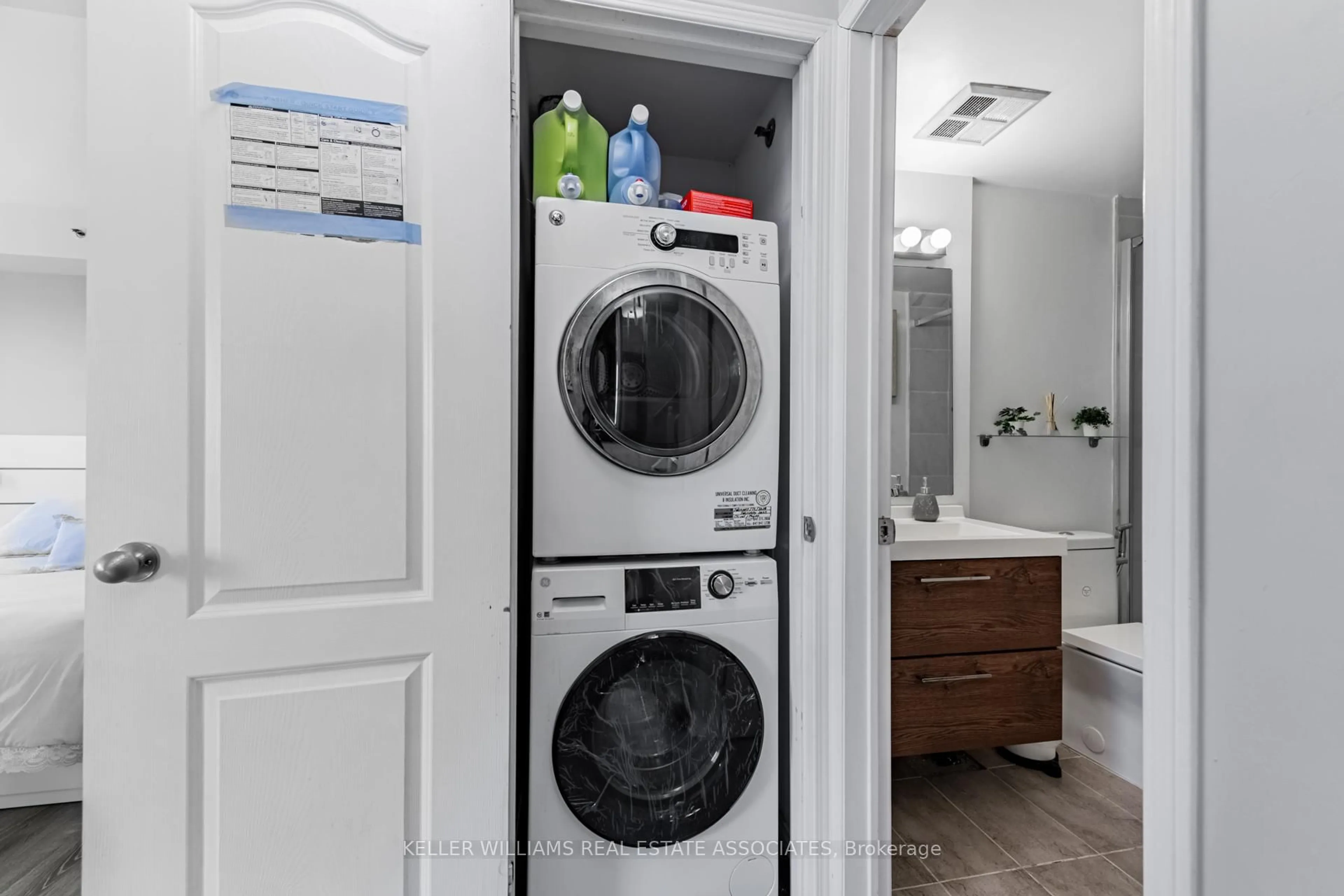 Laundry room for 760 Lawrence Ave #15, Toronto Ontario M6A 3E7