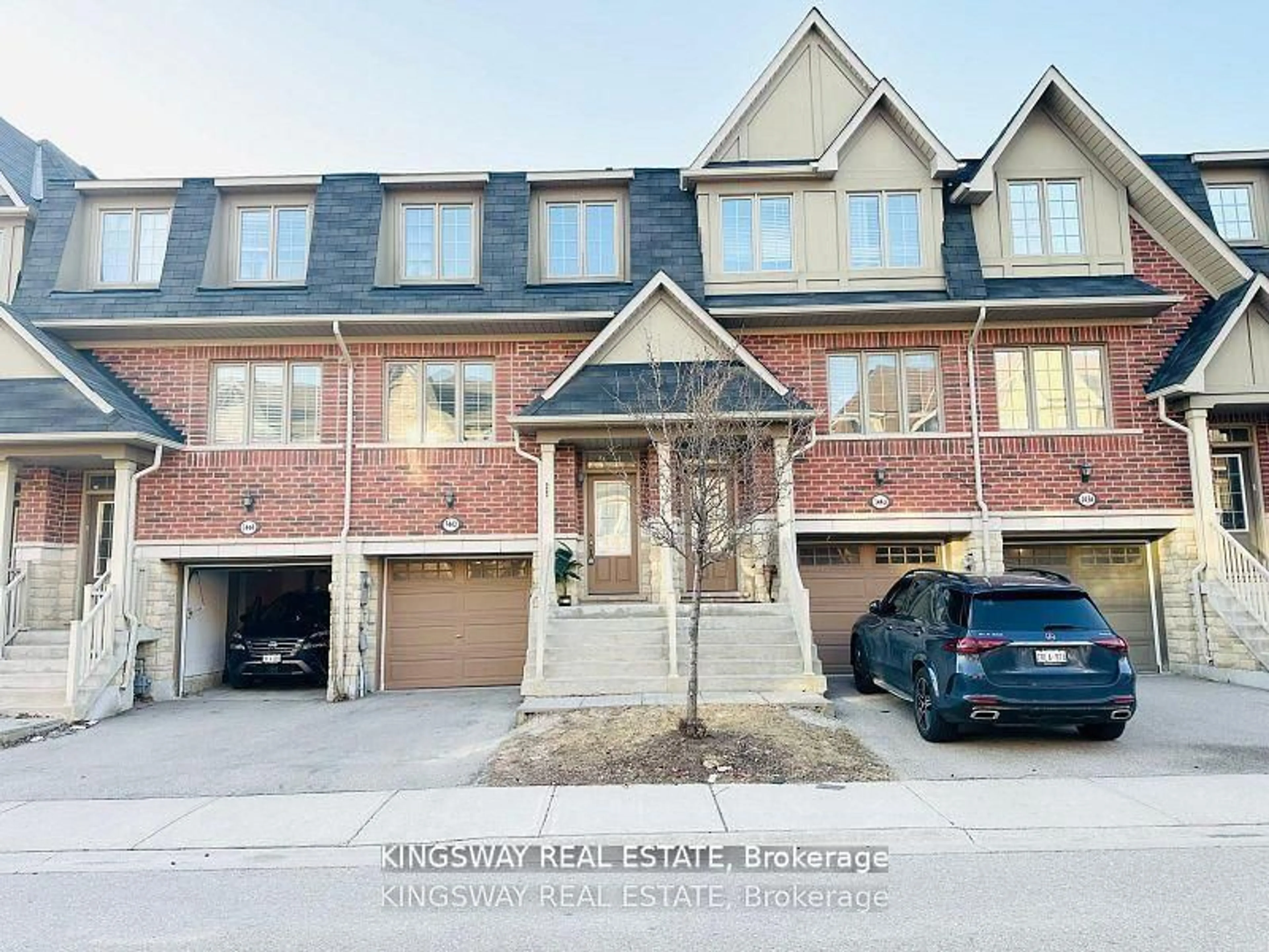 Home with brick exterior material, street for 1442 Granrock Cres, Mississauga Ontario L5V 0E1