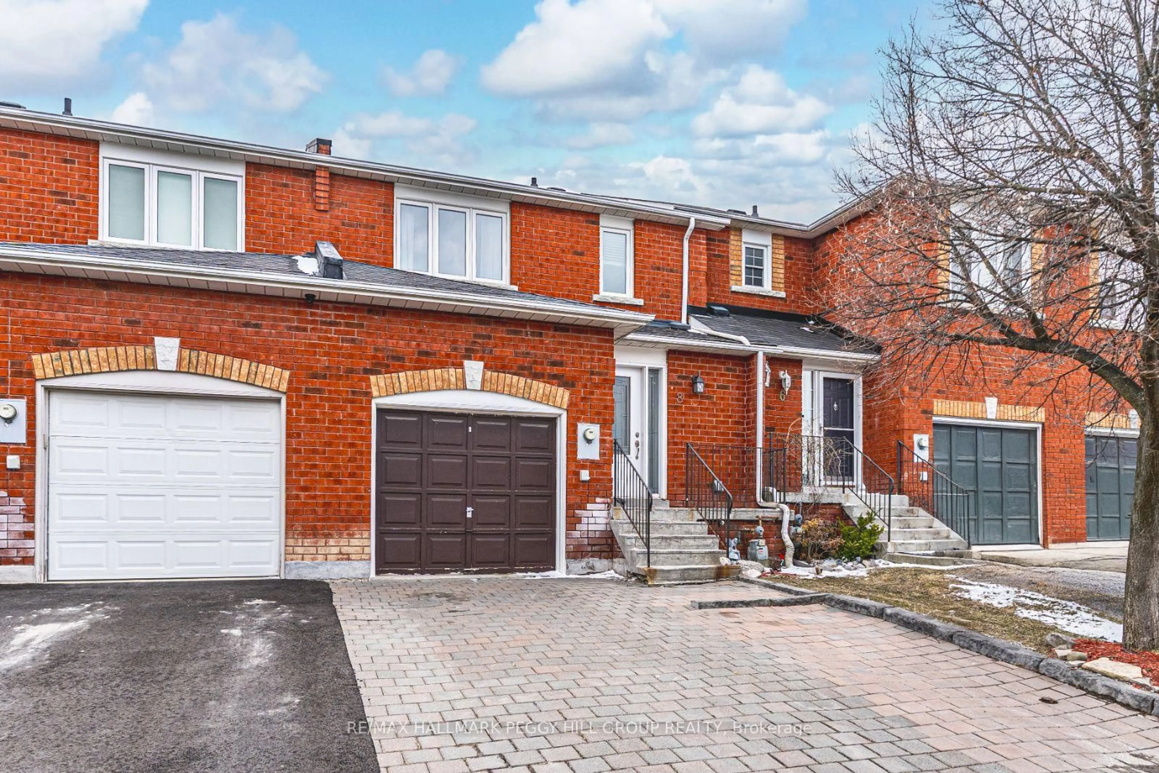 Home with brick exterior material, street for 8 Rolling Hills Lane, Caledon Ontario L7E 1T9