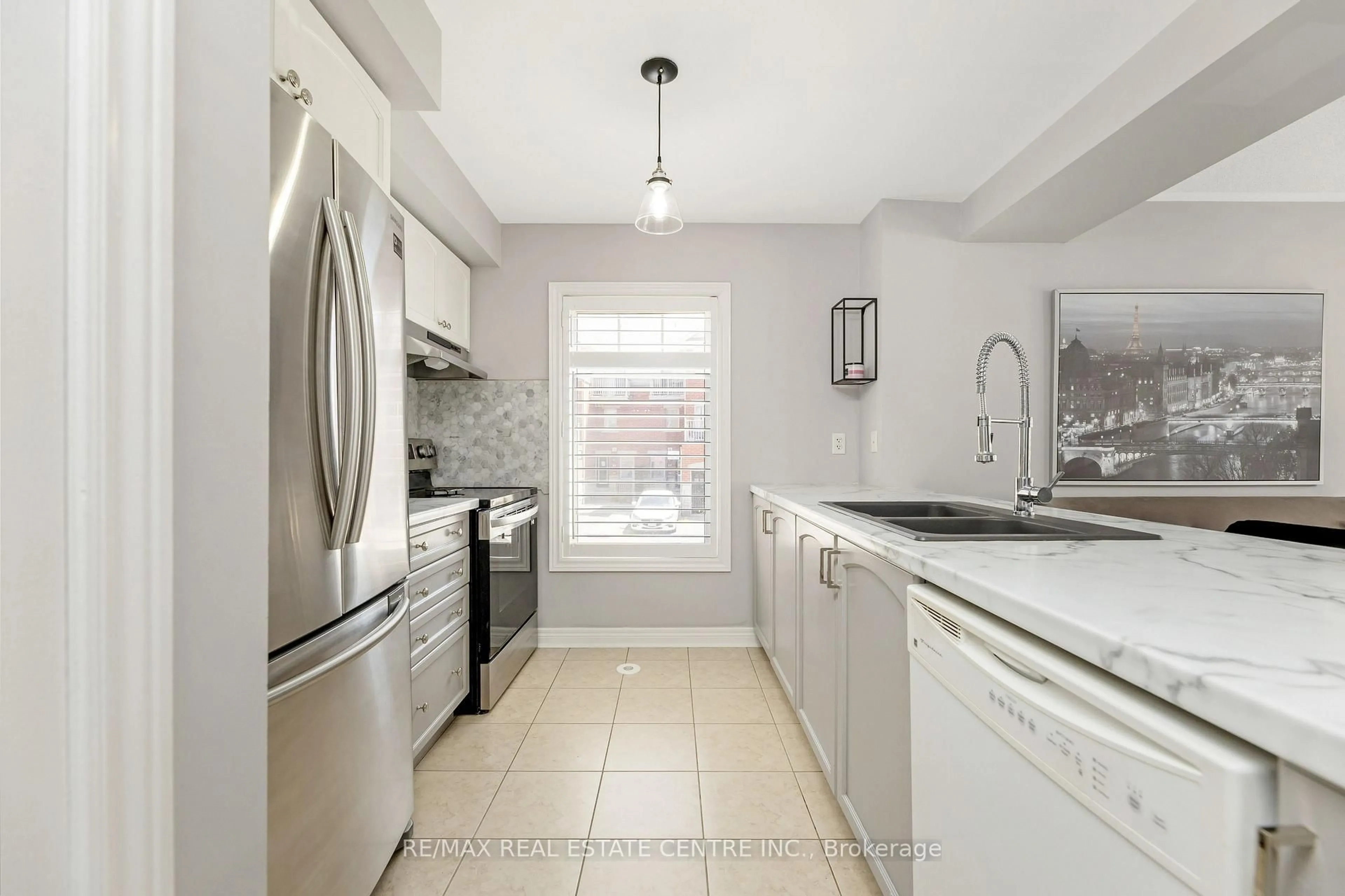 Unknown for 3250 Bentley Dr #11, Mississauga Ontario L5M 0P7