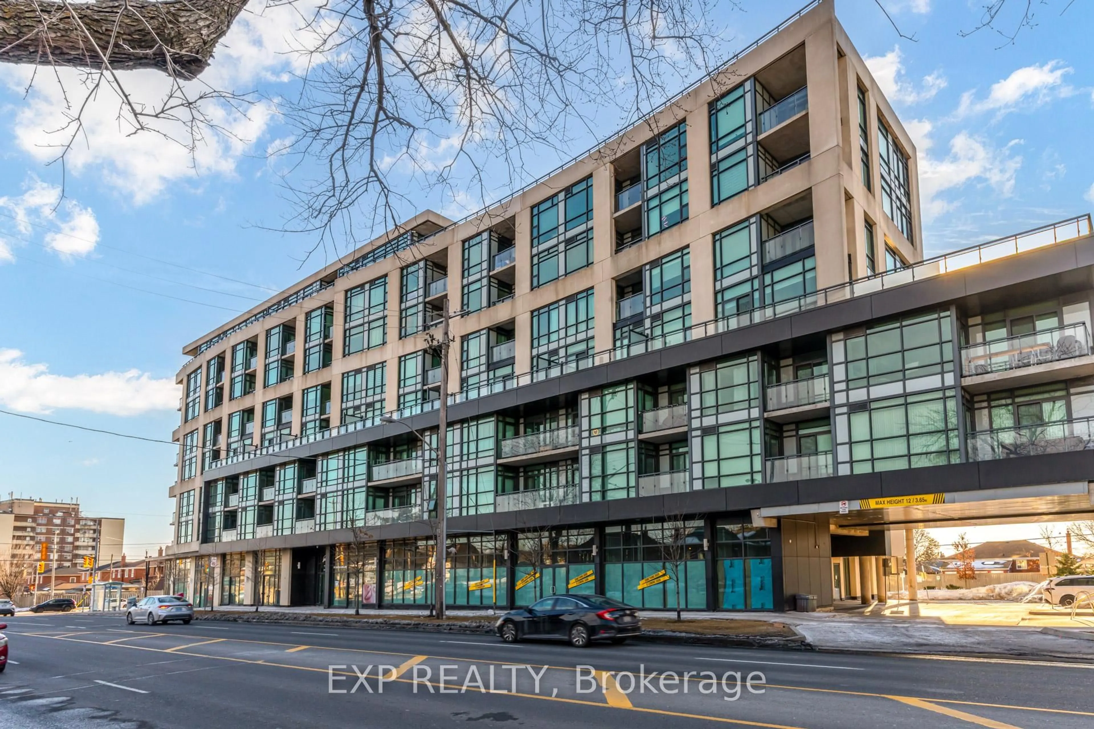 Unknown for 2522 Keele St #610, Toronto Ontario M6L 2N8