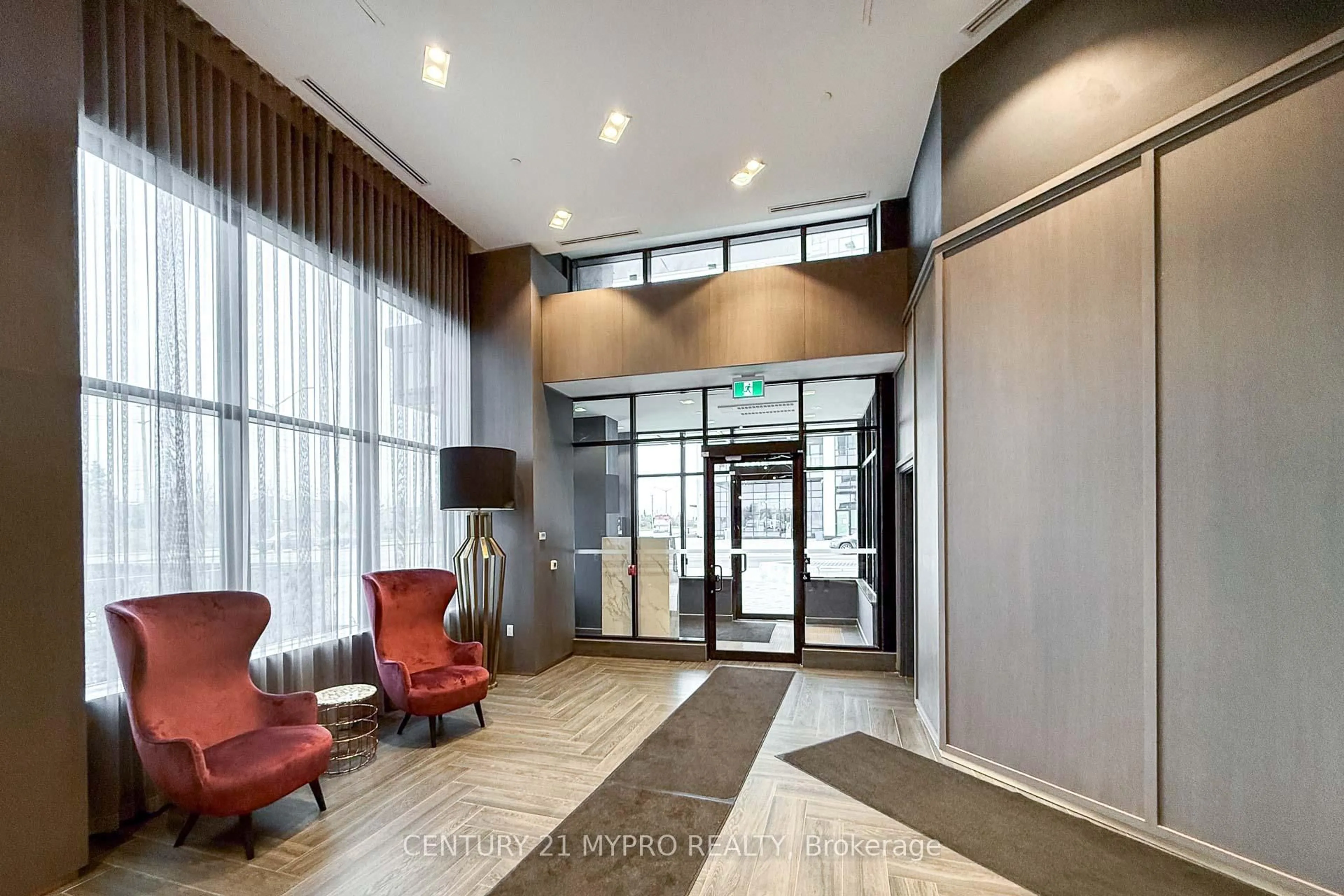 Indoor foyer for 395 Dundas St #PH02, Oakville Ontario L6M 5R8