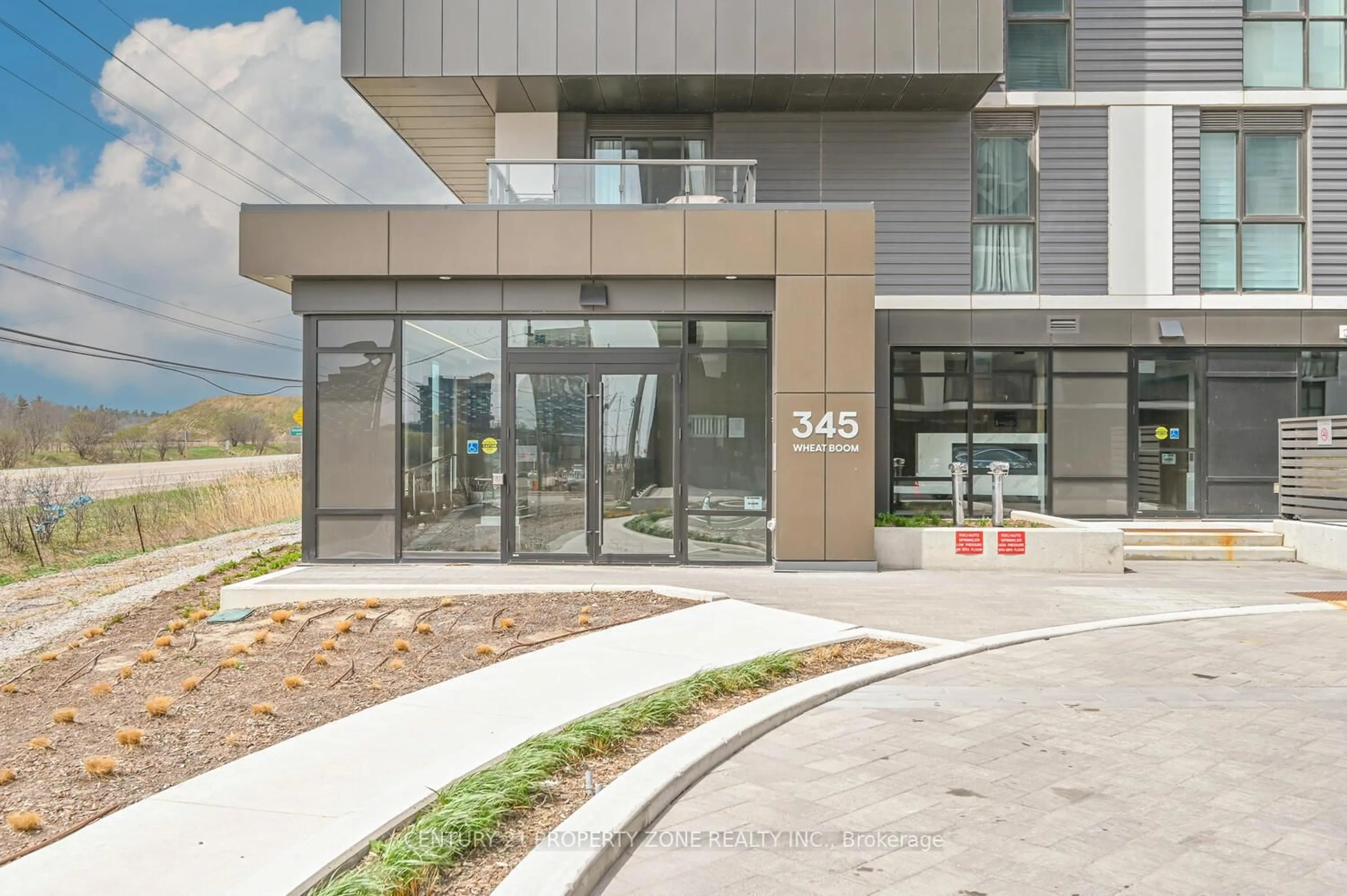 Indoor foyer for 345 Wheat Boom Dr #404, Oakville Ontario L6H 7X4