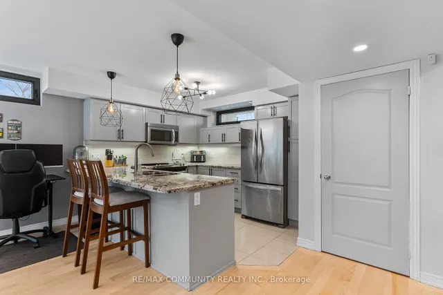 Additional property image - 134 Widdicombe Hill Blvd Unit 212