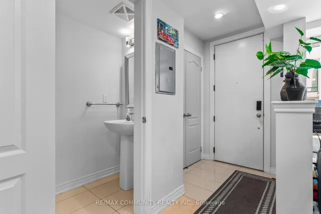 Additional property image - 134 Widdicombe Hill Blvd Unit 212
