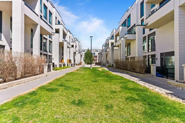 Additional property image - 134 Widdicombe Hill Blvd Unit 212