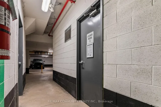 Additional property image - 134 Widdicombe Hill Blvd Unit 212