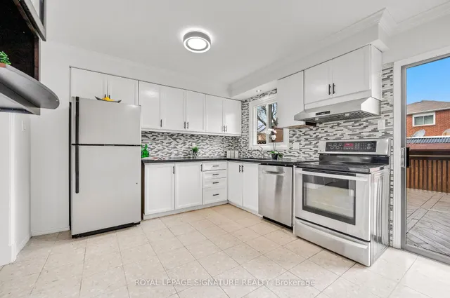 Additional property image - 337 Assiniboine Tr