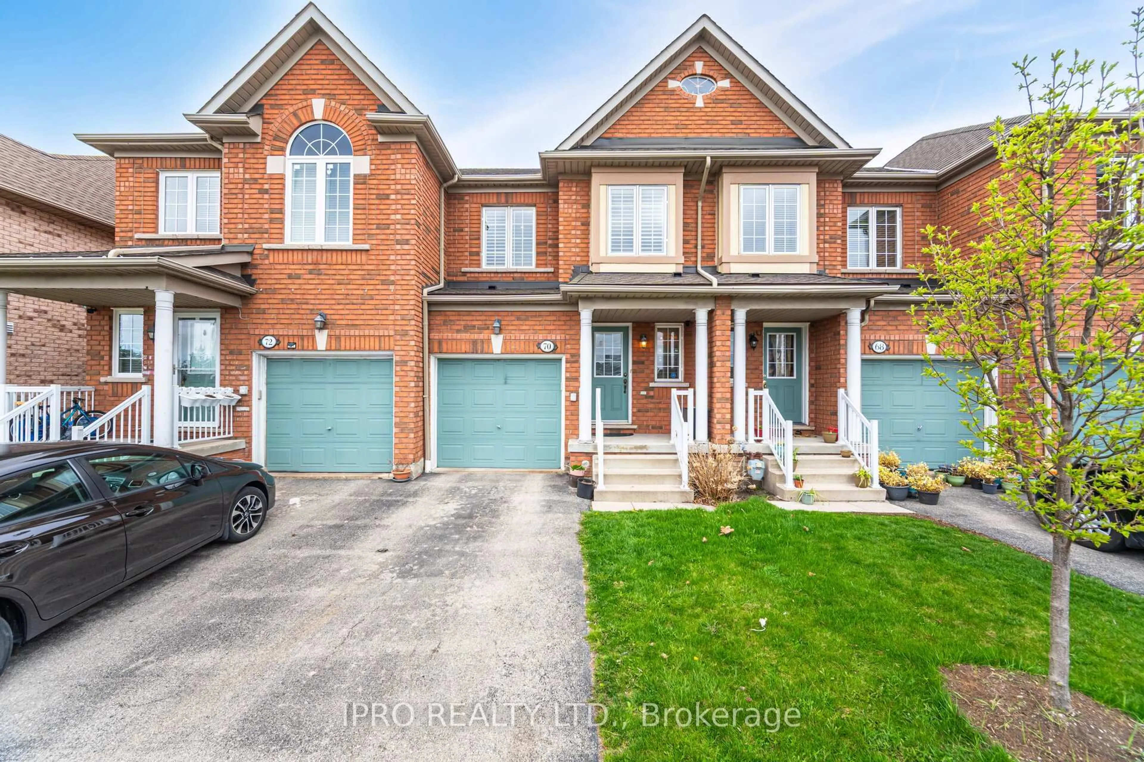 Home with brick exterior material, street for 770 Othello Crt #70, Mississauga Ontario L5W 1Y2