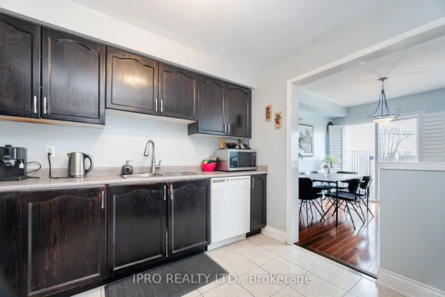 Additional property image - 770 Othello Crt Unit 70