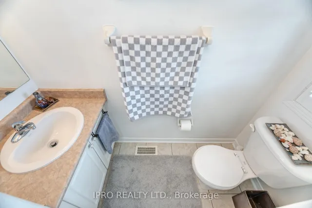 Additional property image - 770 Othello Crt Unit 70