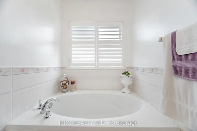 Additional property image - 770 Othello Crt Unit 70