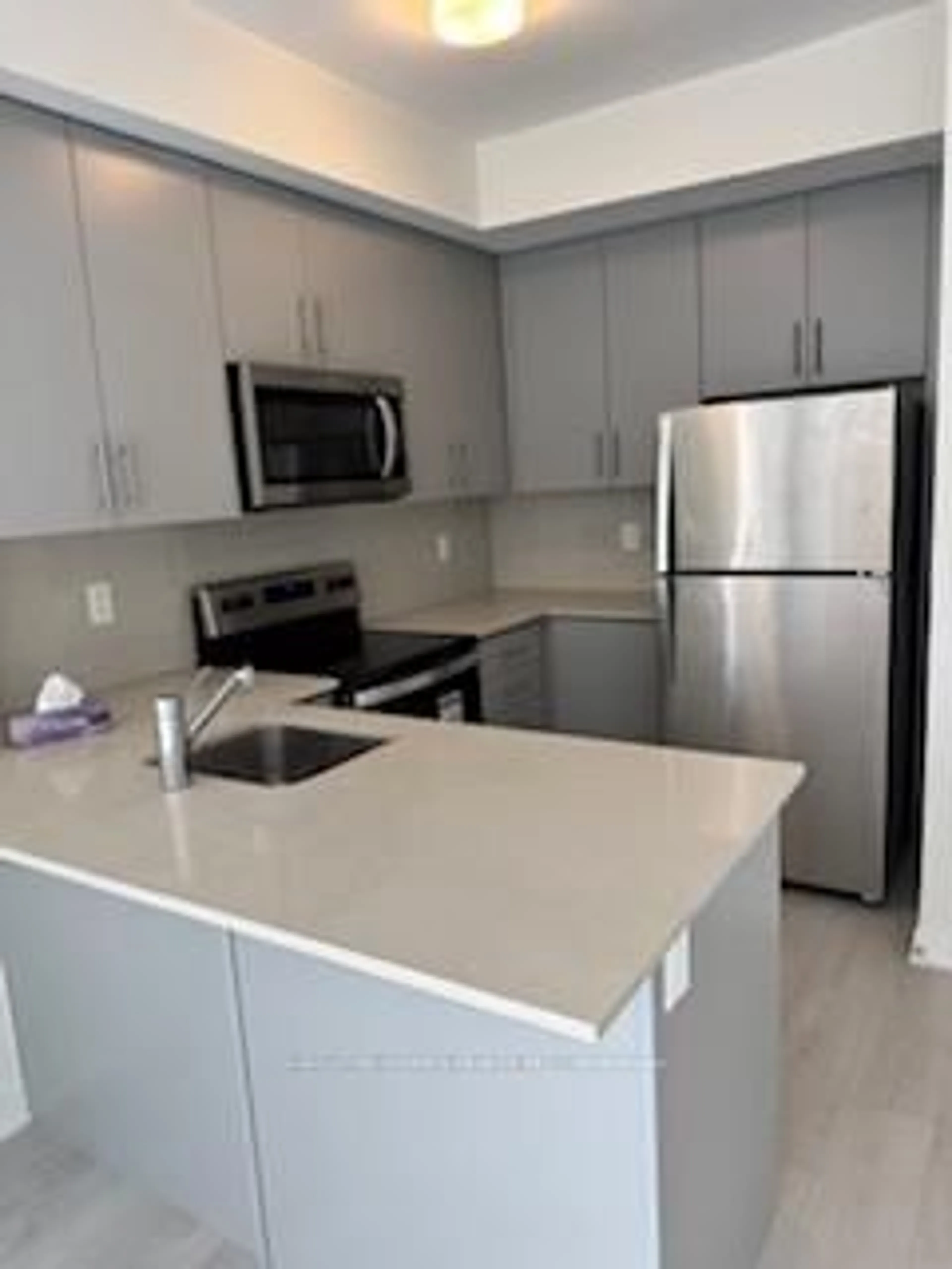 Standard kitchen, unknown for 3409 Ridgeway Dr #36, Mississauga Ontario L5L 0B9