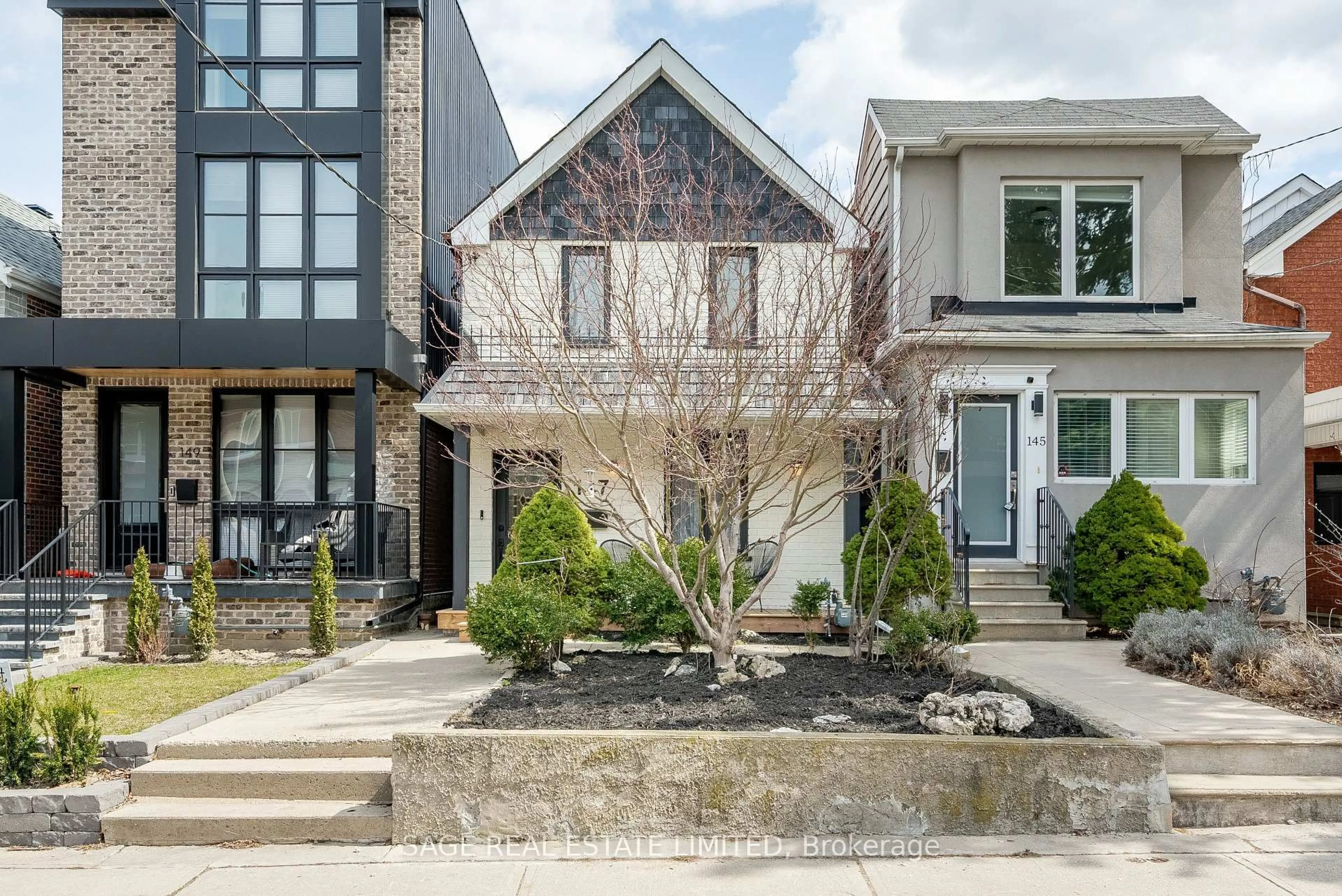 Home with brick exterior material, street for 147 Boon Ave, Toronto Ontario M6E 3Z6