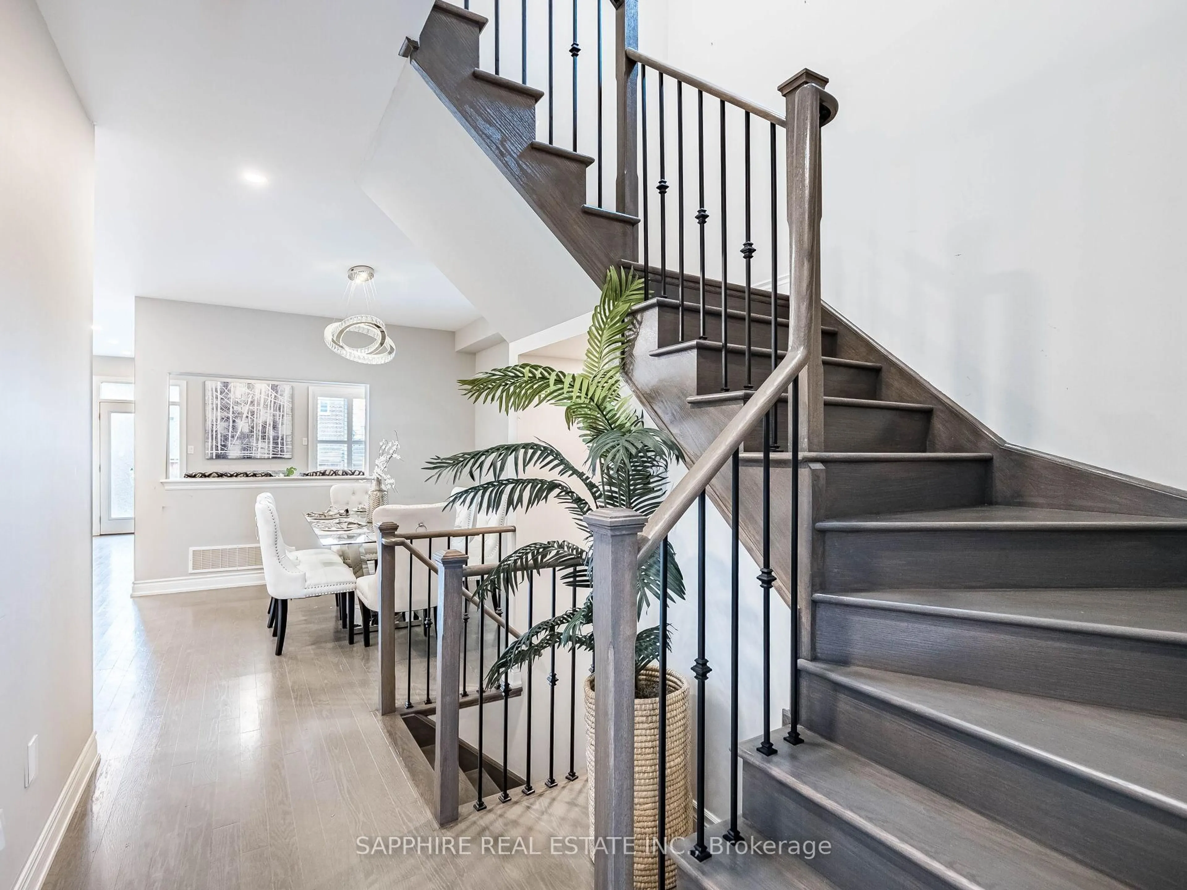 Stairs for 1259 Mcphedran Pt, Milton Ontario L9E 1J5
