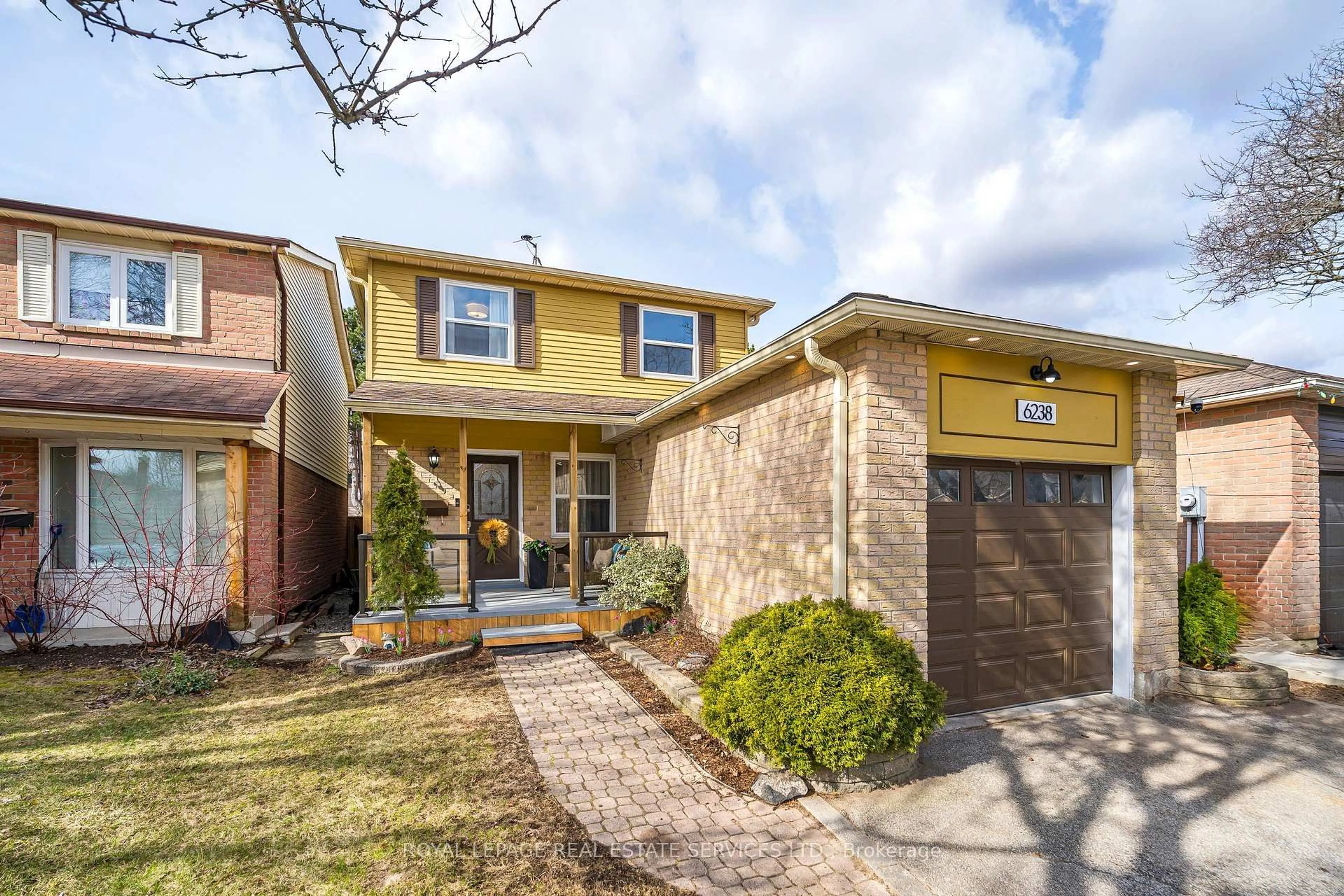 Home with brick exterior material, street for 6238 Kindree Circ, Mississauga Ontario L5N 3C2