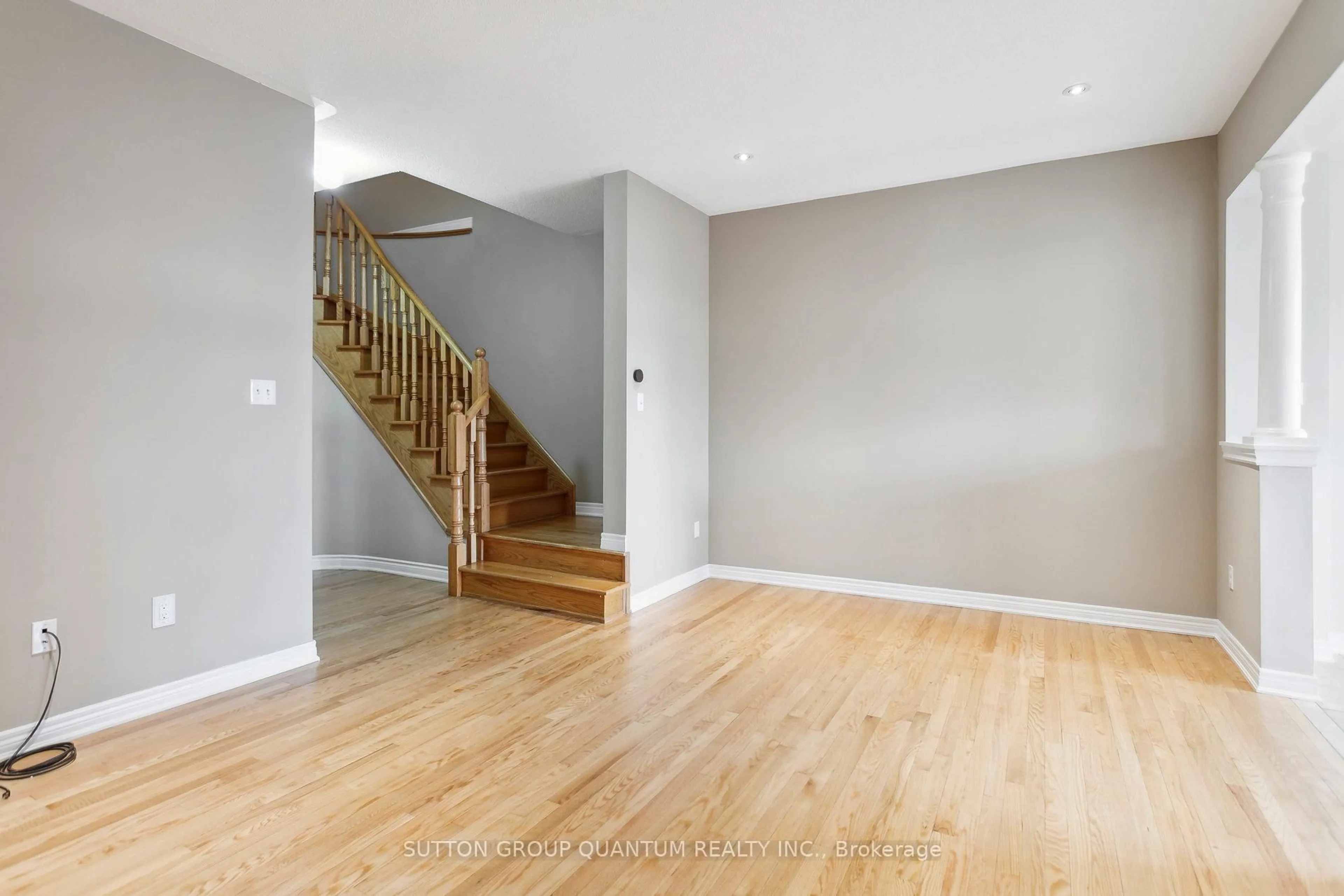 Unknown for 93 ROYAL VISTA Rd, Brampton Ontario L6Y 0N5