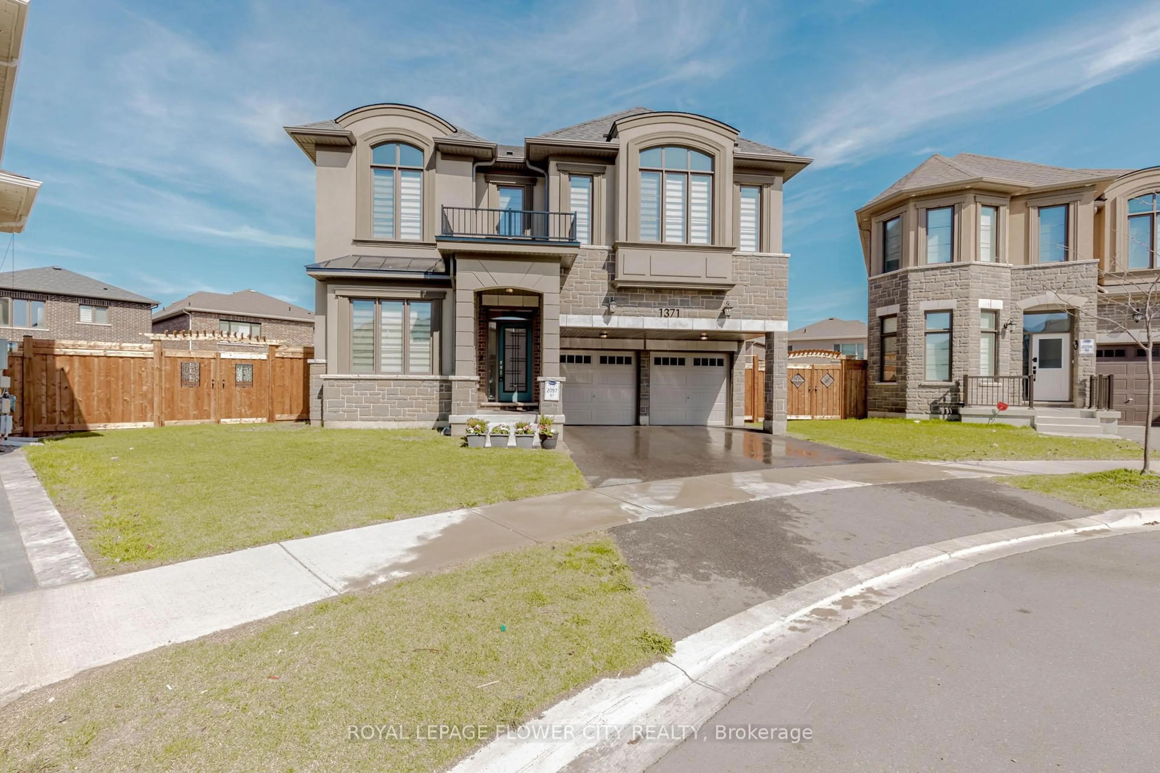 Home with brick exterior material, street for 1371 Lobelia Cres, Milton Ontario L9E 1X1