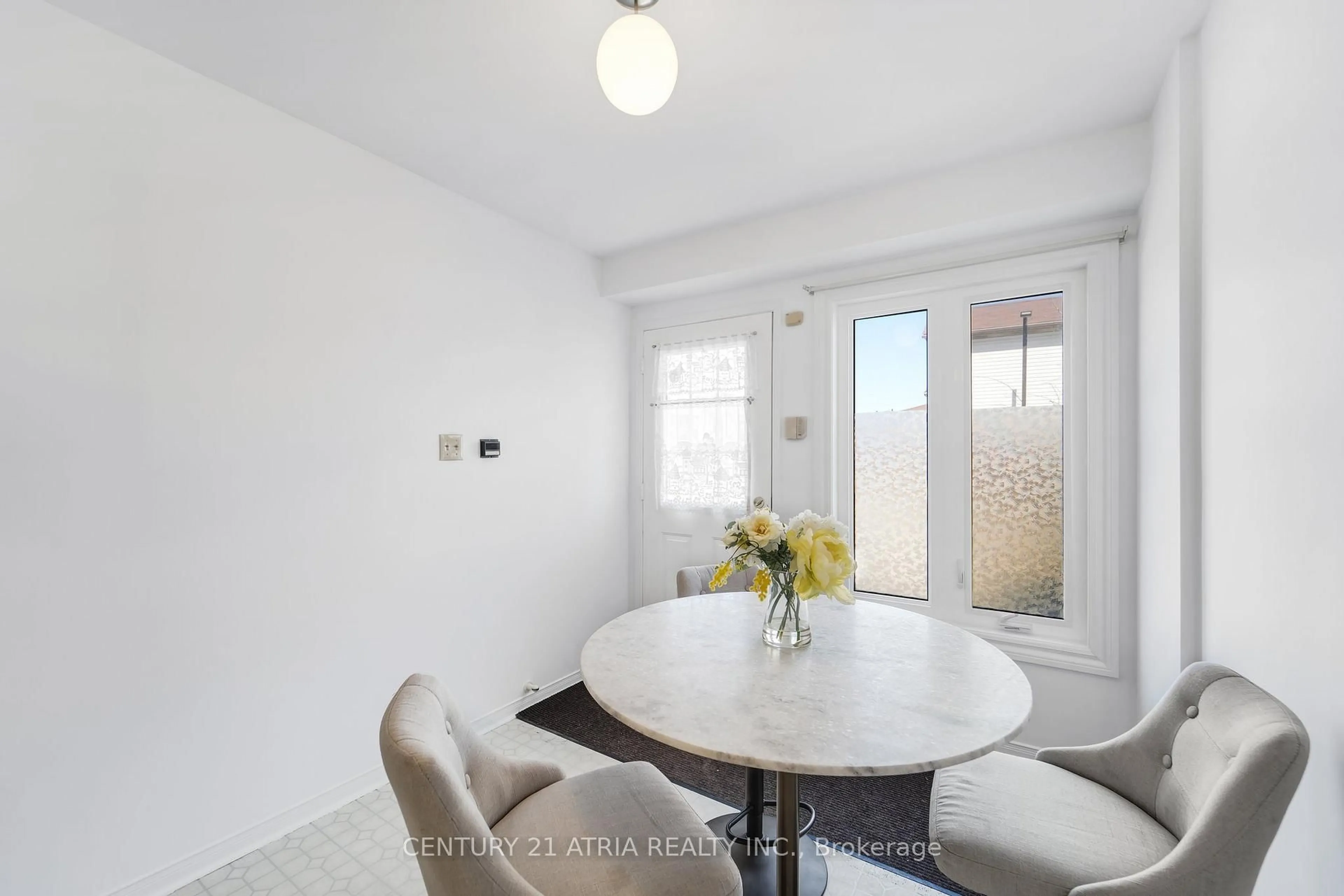 Dining room, unknown for 1485 Torrington Dr #33, Mississauga Ontario L5V 1Y3