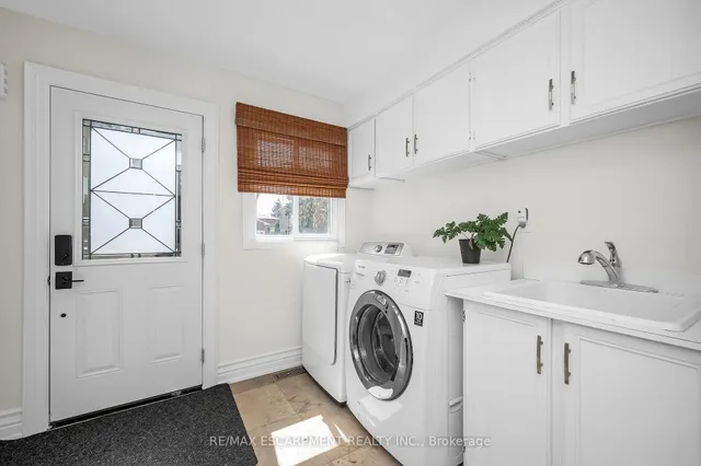 Additional property image - 2728 Guilford Cres