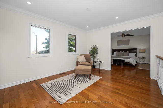 Additional property image - 2728 Guilford Cres