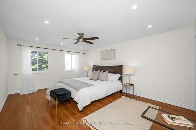 Additional property image - 2728 Guilford Cres