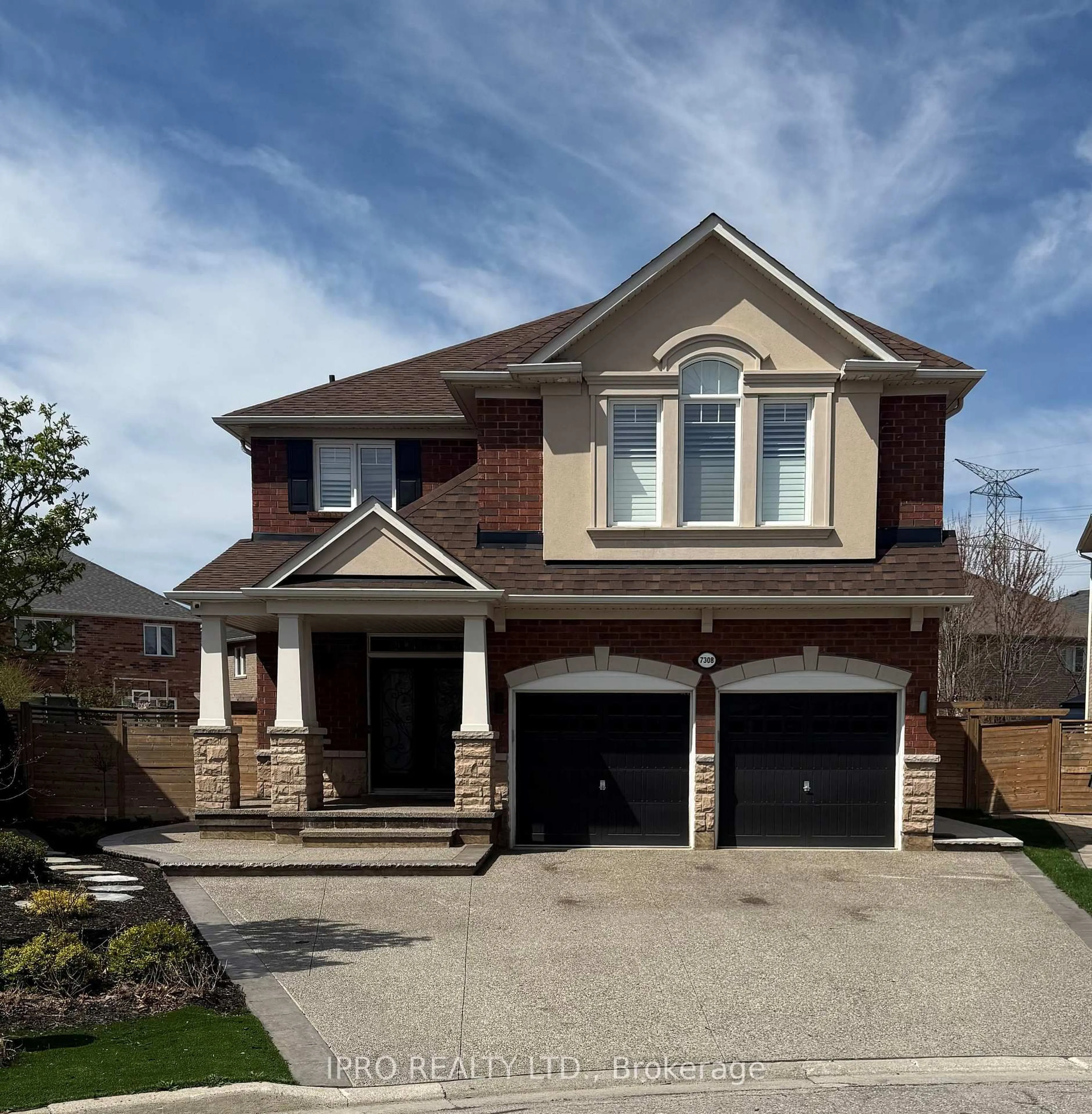 Home with brick exterior material, street for 7308 Barbara Ann Crt, Mississauga Ontario L5W 0C1