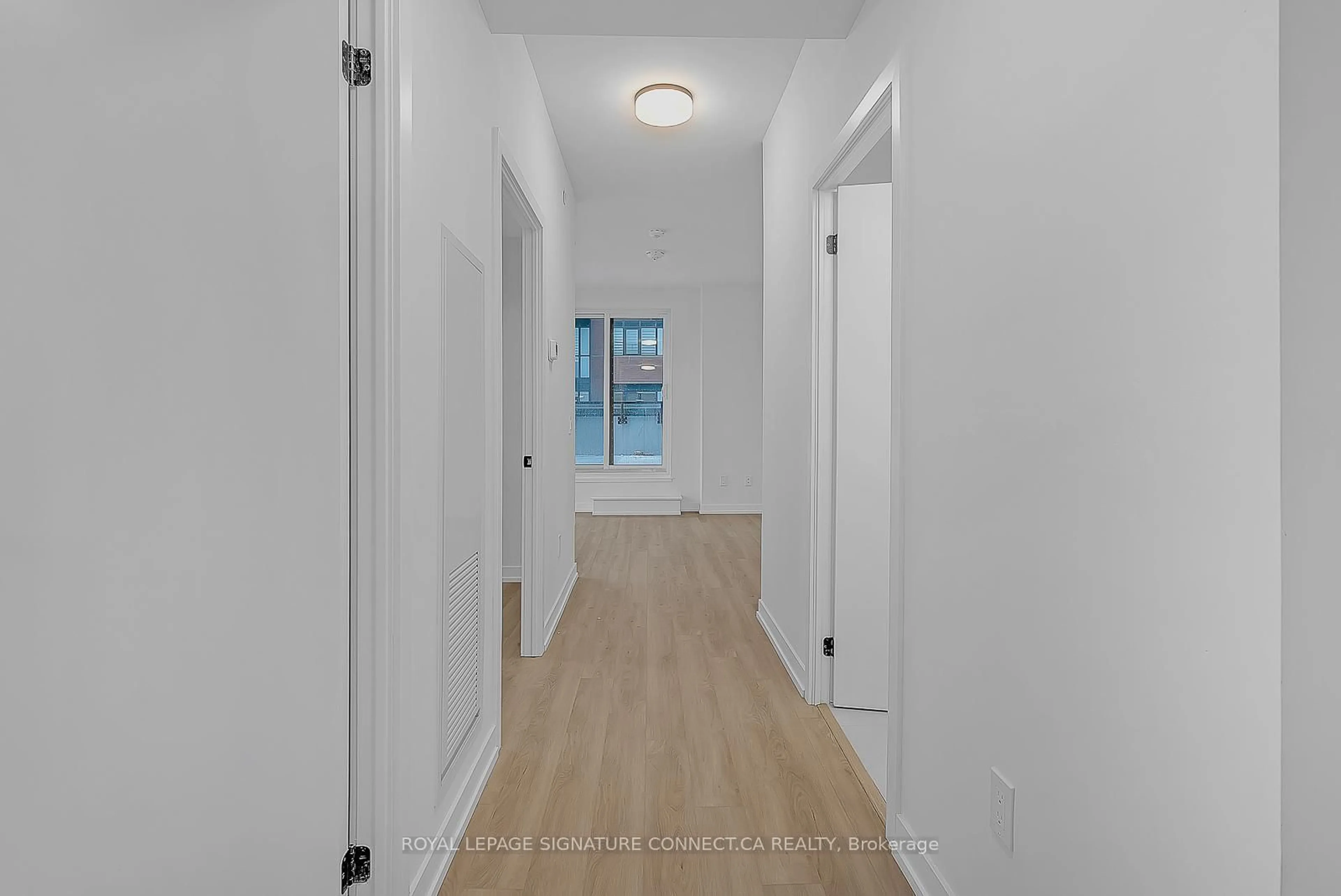 Indoor entryway for 2300 St Clair Ave #419, Toronto Ontario M6N 1K8