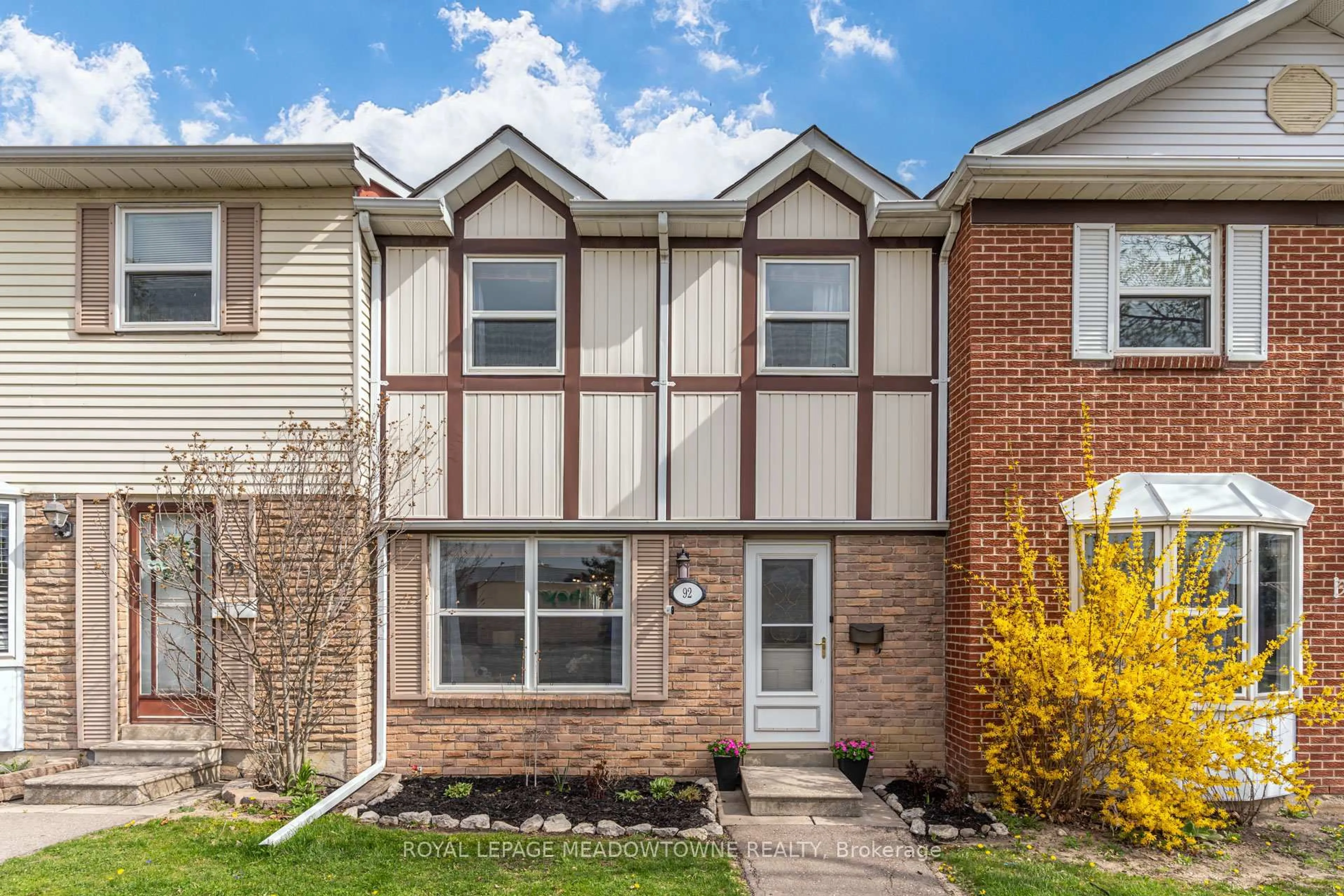 Home with brick exterior material, street for 92 Morley Cres, Brampton Ontario L6S 3K8