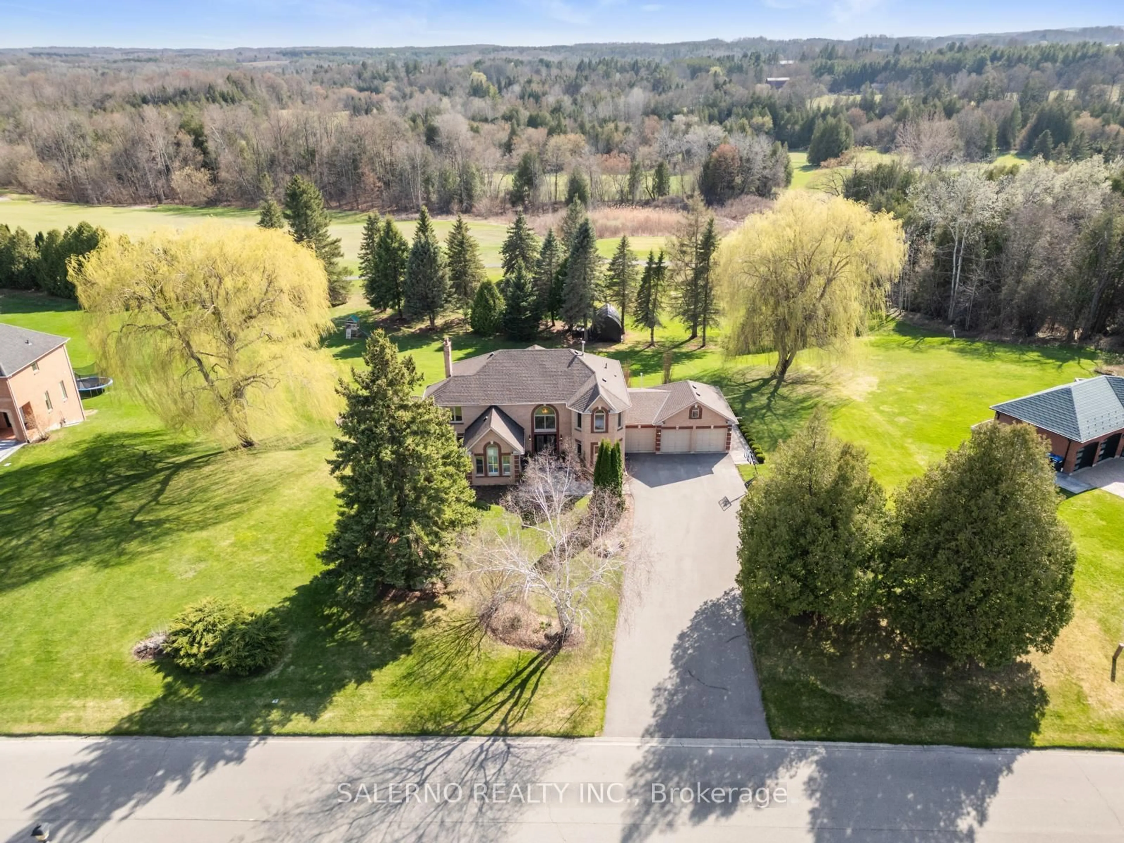 A pic from outside/outdoor area/front of a property/back of a property/a pic from drone, unknown for 41 Mccauley Dr, Caledon Ontario L7E 0B6
